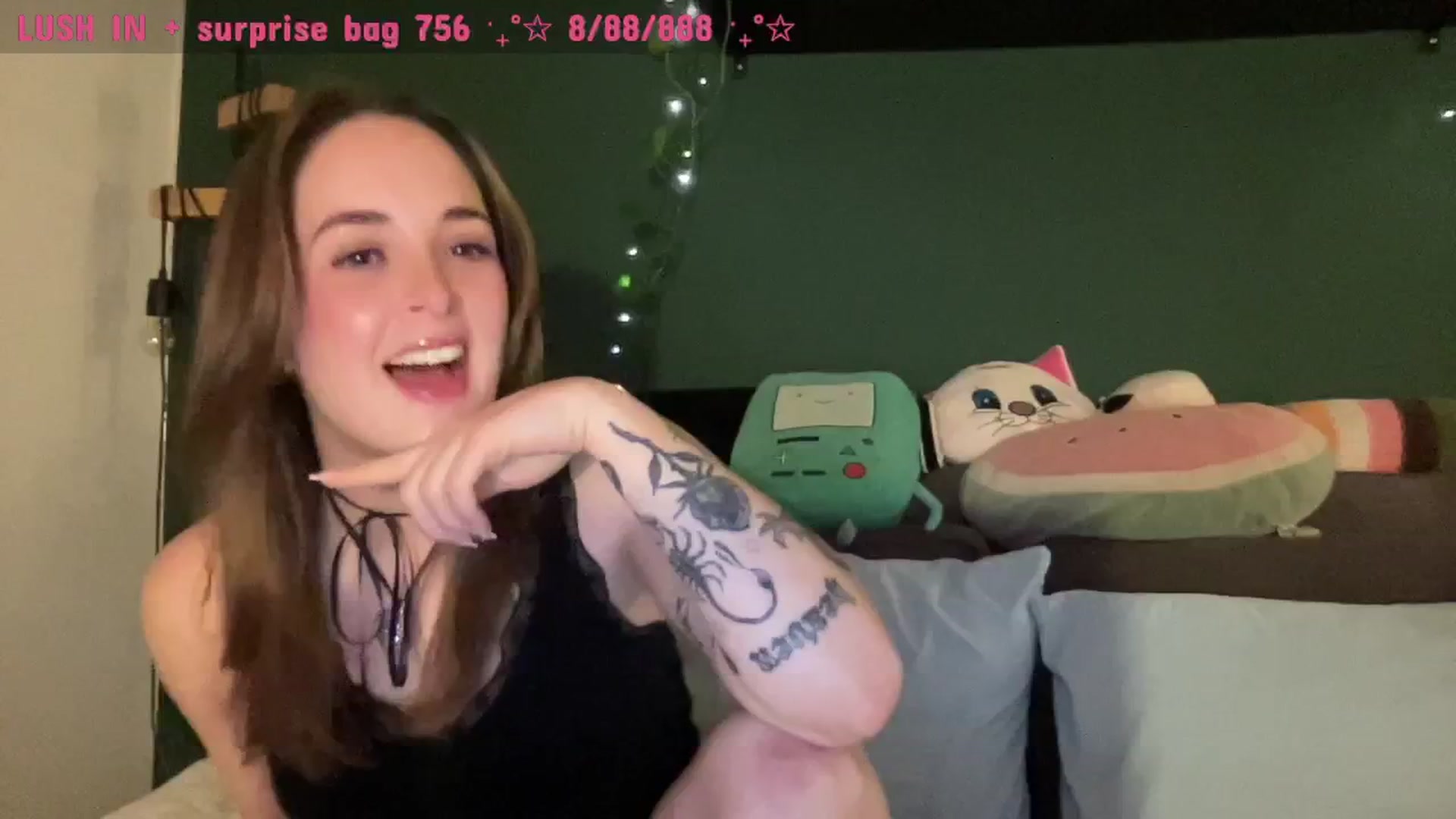 Gallery image thumbnail from CordeliaNova's myfreecams stream on, 01/31/2025, 03:10 image 4 of 20
