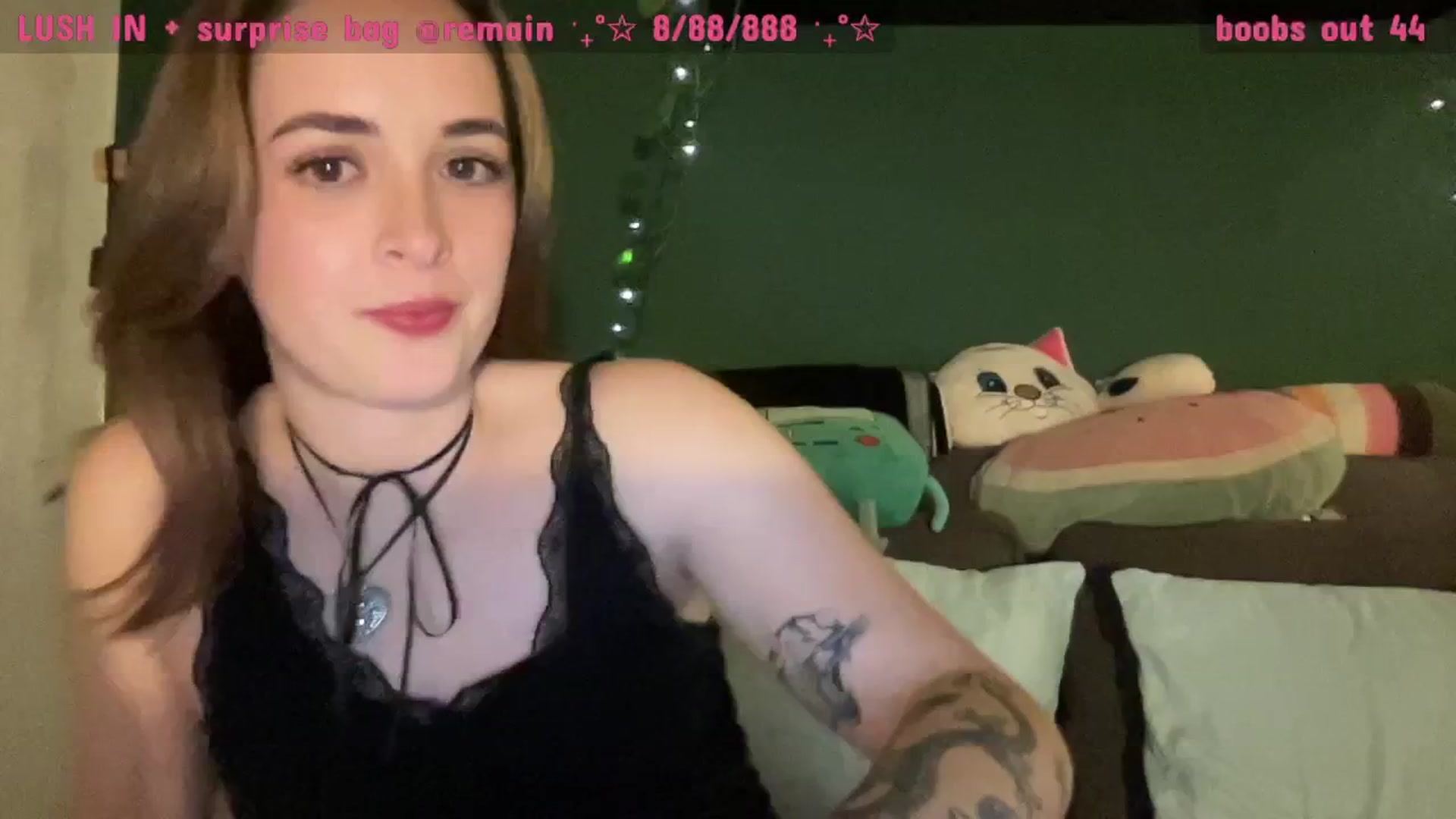 Gallery image thumbnail from CordeliaNova's myfreecams stream on, 01/31/2025, 03:10 image 16 of 20
