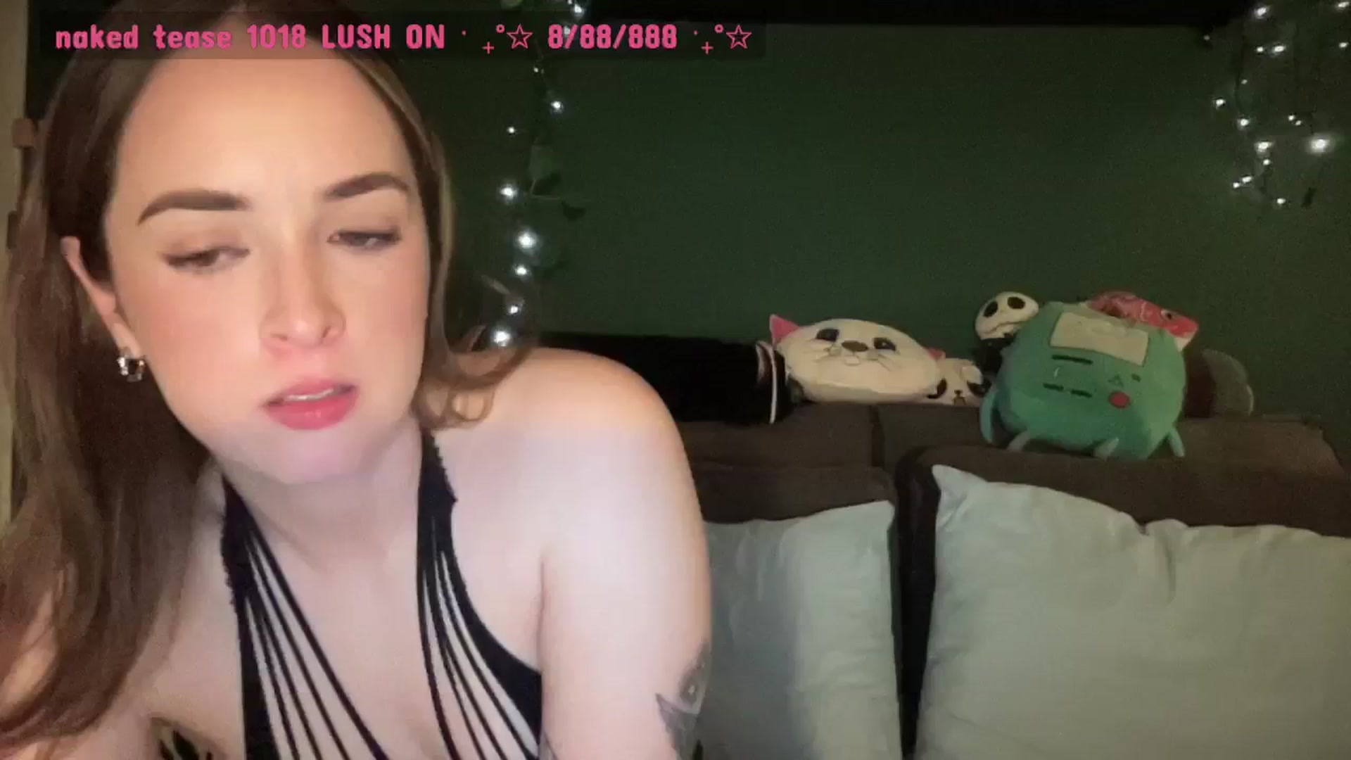 Gallery image thumbnail from CordeliaNova's myfreecams stream on, 02/20/2025, 01:35 image 8 of 20
