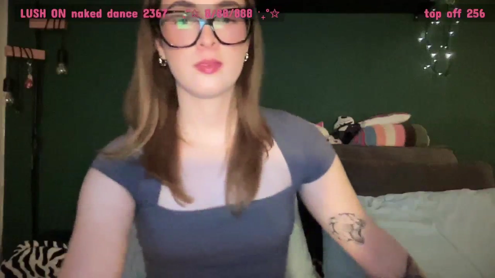 Gallery image thumbnail from CordeliaNova's myfreecams stream on, 02/26/2025, 01:14 image 16 of 20