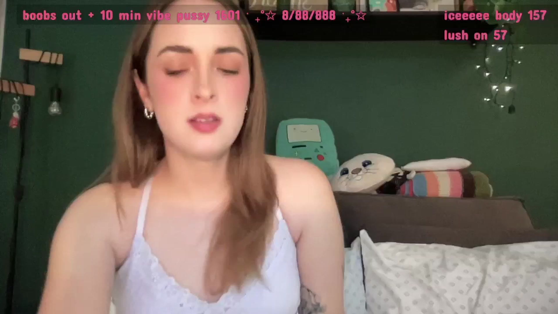 Gallery image thumbnail from CordeliaNova's myfreecams stream on, 03/05/2025, 23:34 image 13 of 20