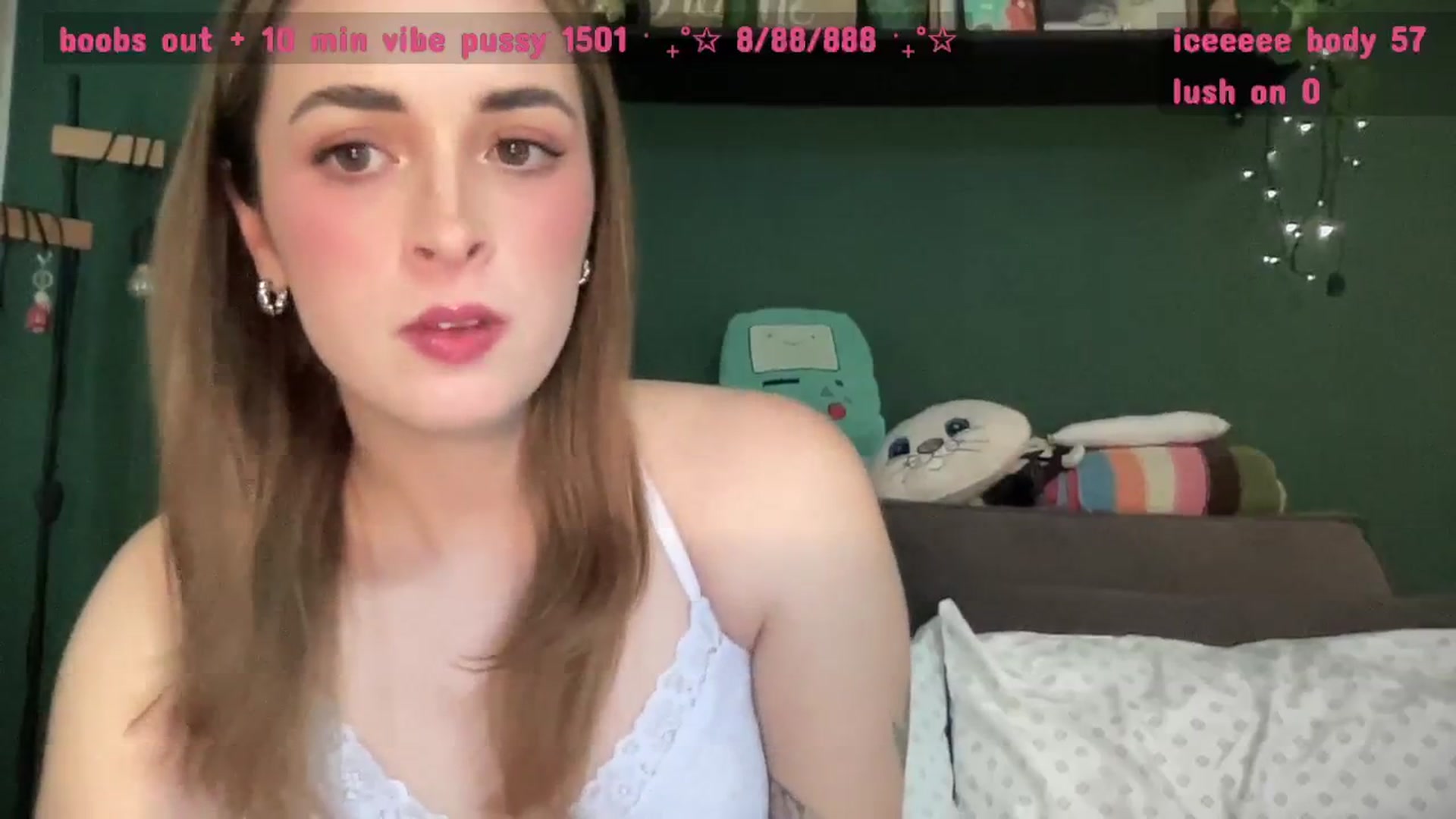 Gallery image thumbnail from CordeliaNova's myfreecams stream on, 03/05/2025, 23:34 image 18 of 20