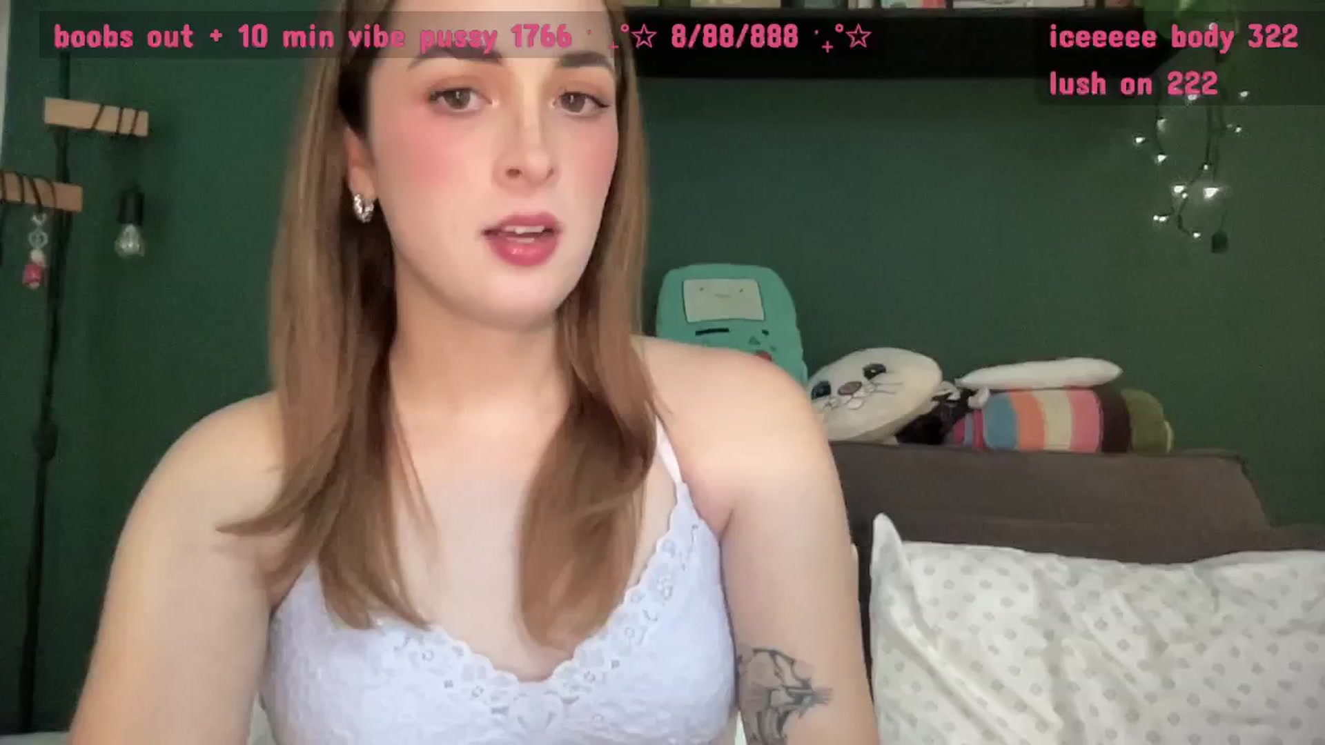 Gallery image thumbnail from CordeliaNova's myfreecams stream on, 03/05/2025, 23:34 image 8 of 20