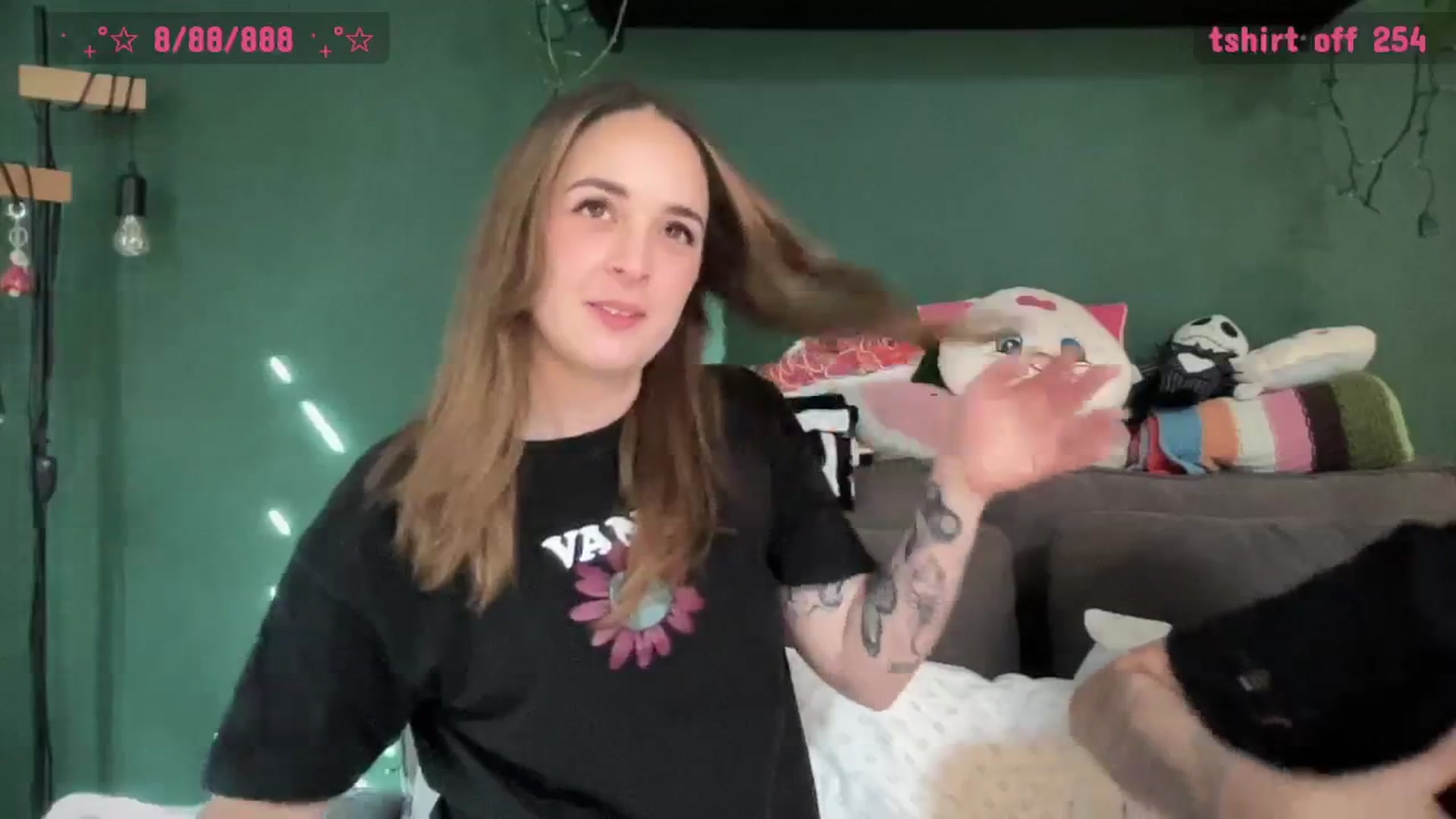 Gallery image thumbnail from CordeliaNova's myfreecams stream on, 03/13/2025, 22:47 image 17 of 20