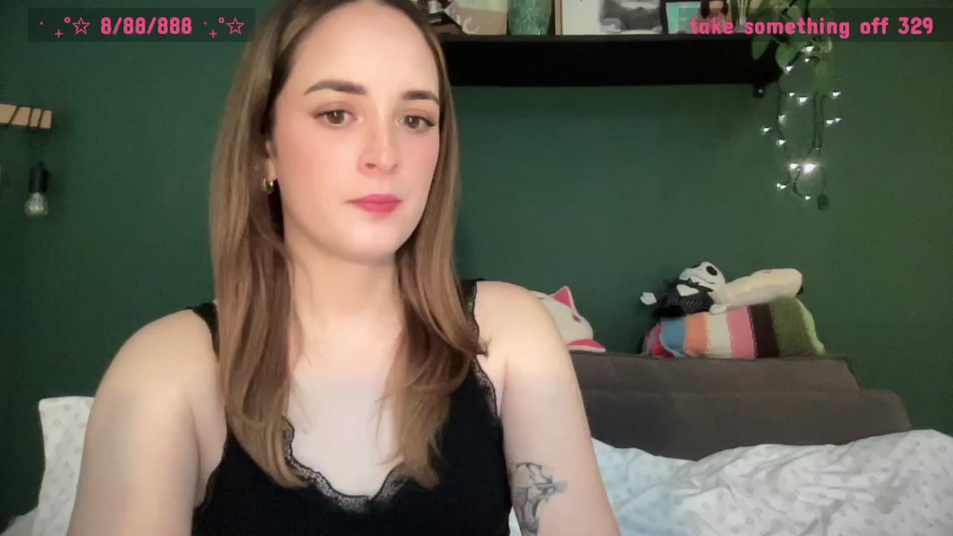 Gallery image thumbnail from CordeliaNova's myfreecams stream on, 03/20/2025, 23:46 image 19 of 20