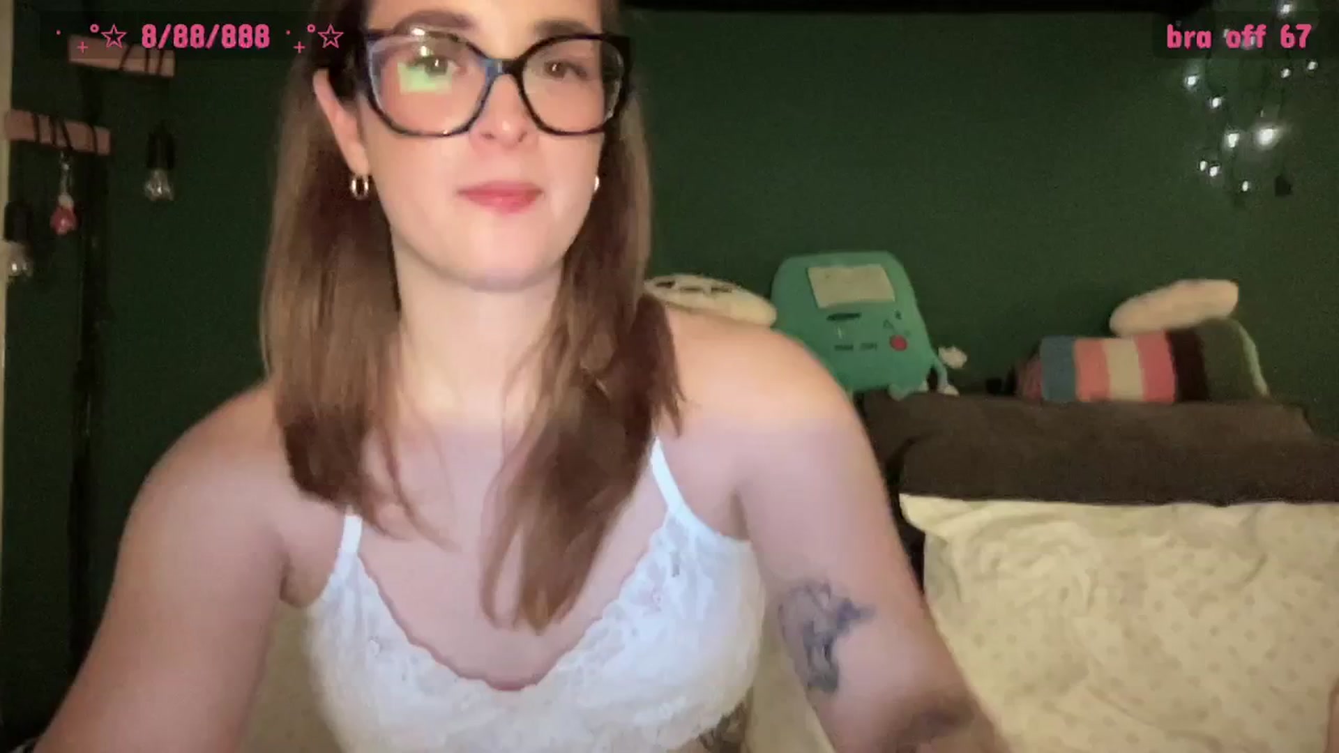 Gallery image thumbnail from CordeliaNova's myfreecams stream on, 04/01/2025, 01:57 image 6 of 20
