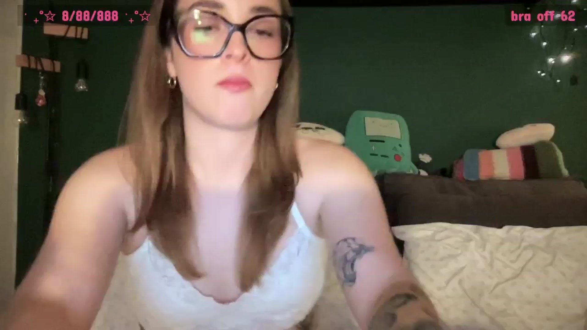 Gallery image thumbnail from CordeliaNova's myfreecams stream on, 04/01/2025, 01:57 image 8 of 20