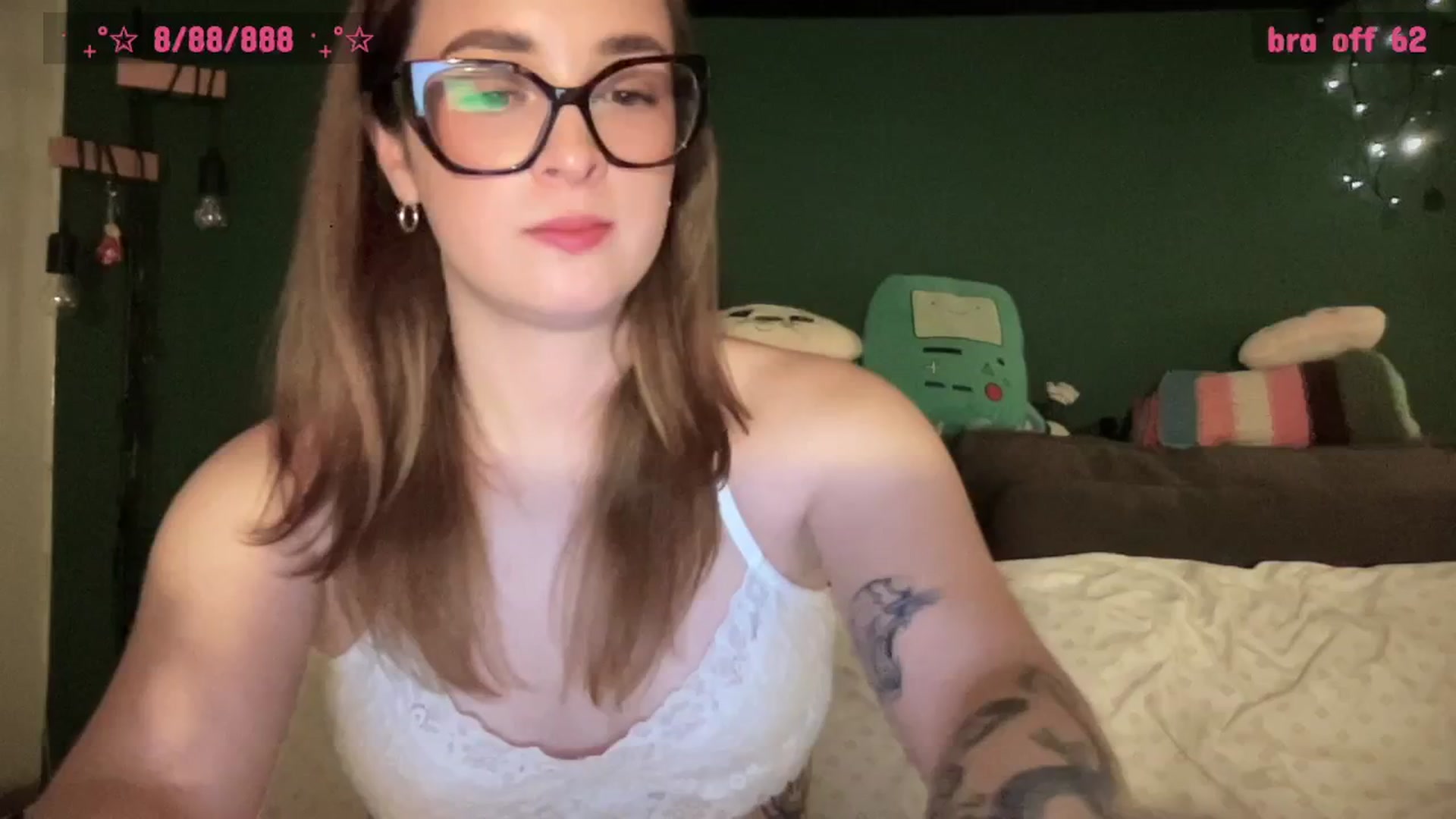 Gallery image thumbnail from CordeliaNova's myfreecams stream on, 04/01/2025, 01:57 image 7 of 20