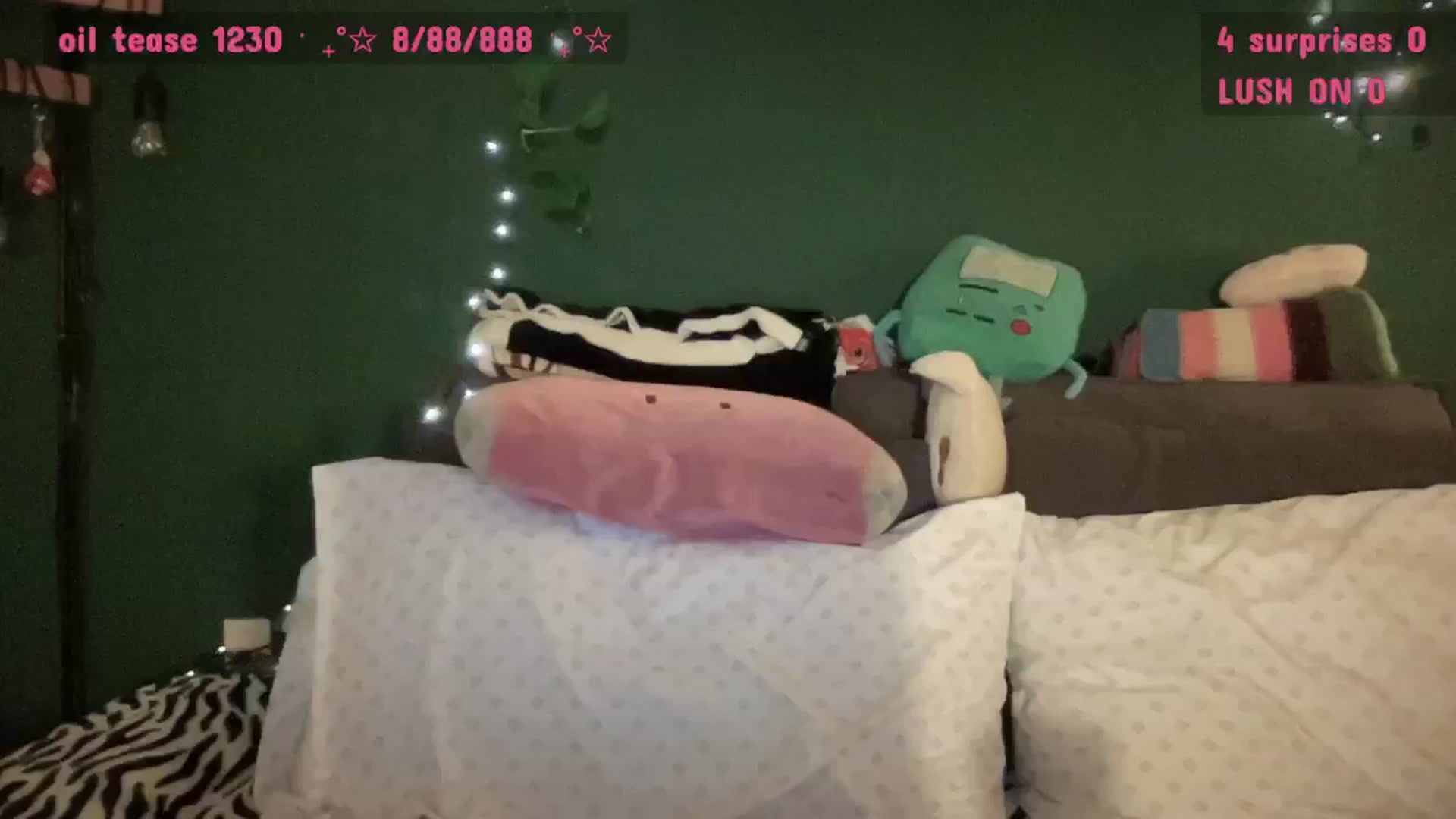 Gallery image thumbnail from CordeliaNova's myfreecams stream on, 04/04/2025, 02:18 image 15 of 20
