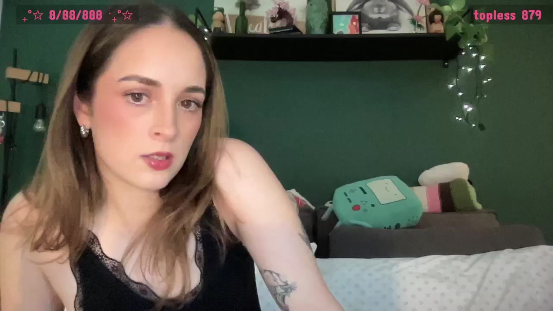 Gallery image thumbnail from CordeliaNova's myfreecams stream on, 04/15/2025, 24:16 image 11 of 20
