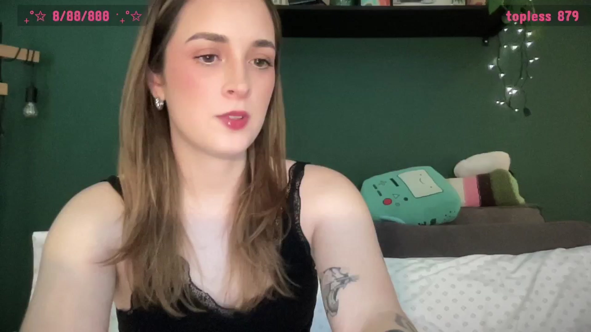 Gallery image thumbnail from CordeliaNova's myfreecams stream on, 04/15/2025, 24:16 image 12 of 20
