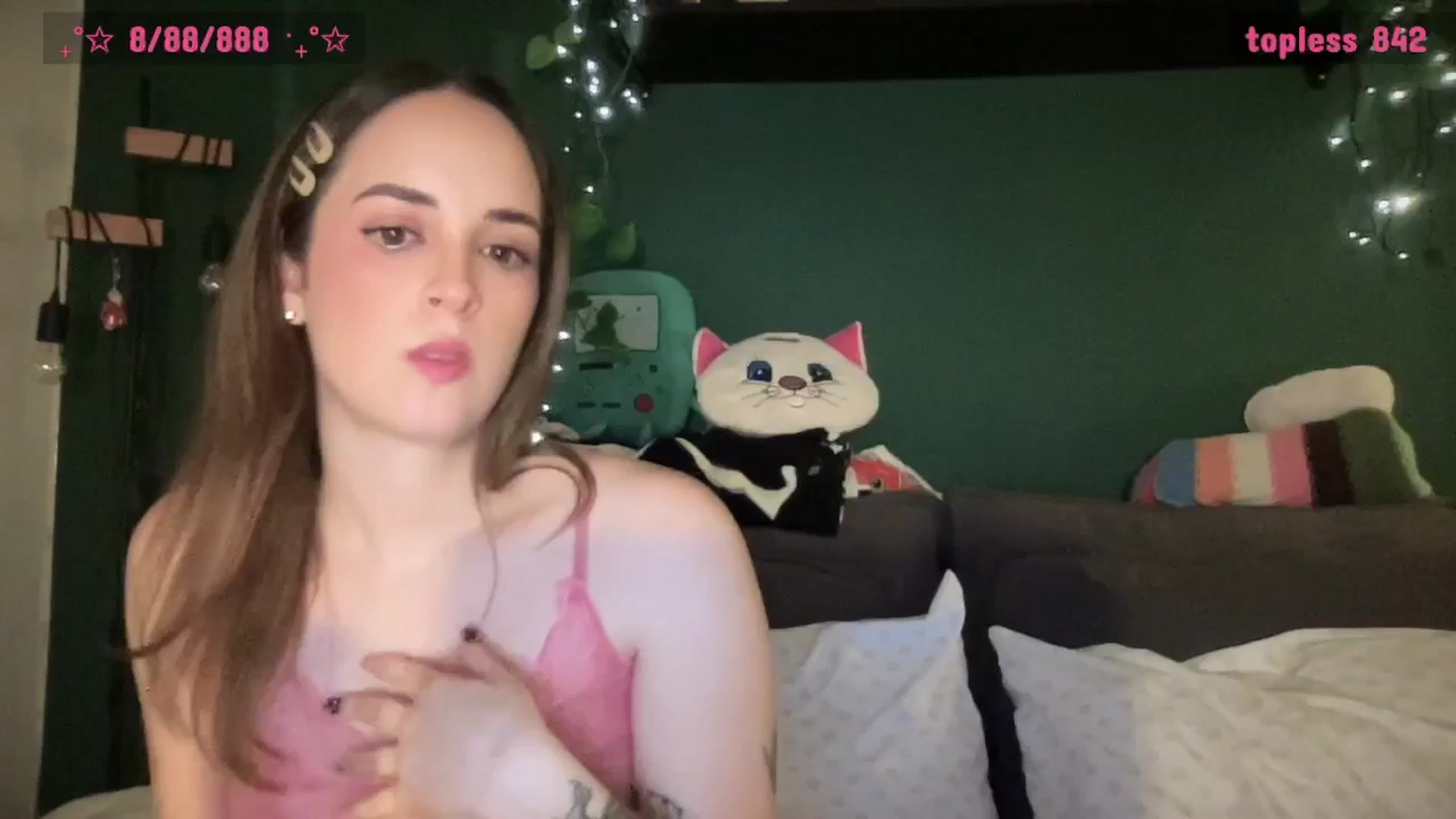Gallery image thumbnail from CordeliaNova's myfreecams stream on, 04/22/2025, 01:53 image 20 of 20
