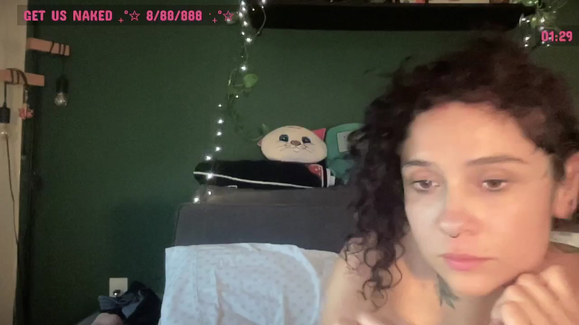 Gallery image thumbnail from CordeliaNova's myfreecams stream on, 05/30/2025, 24:36 image 14 of 20