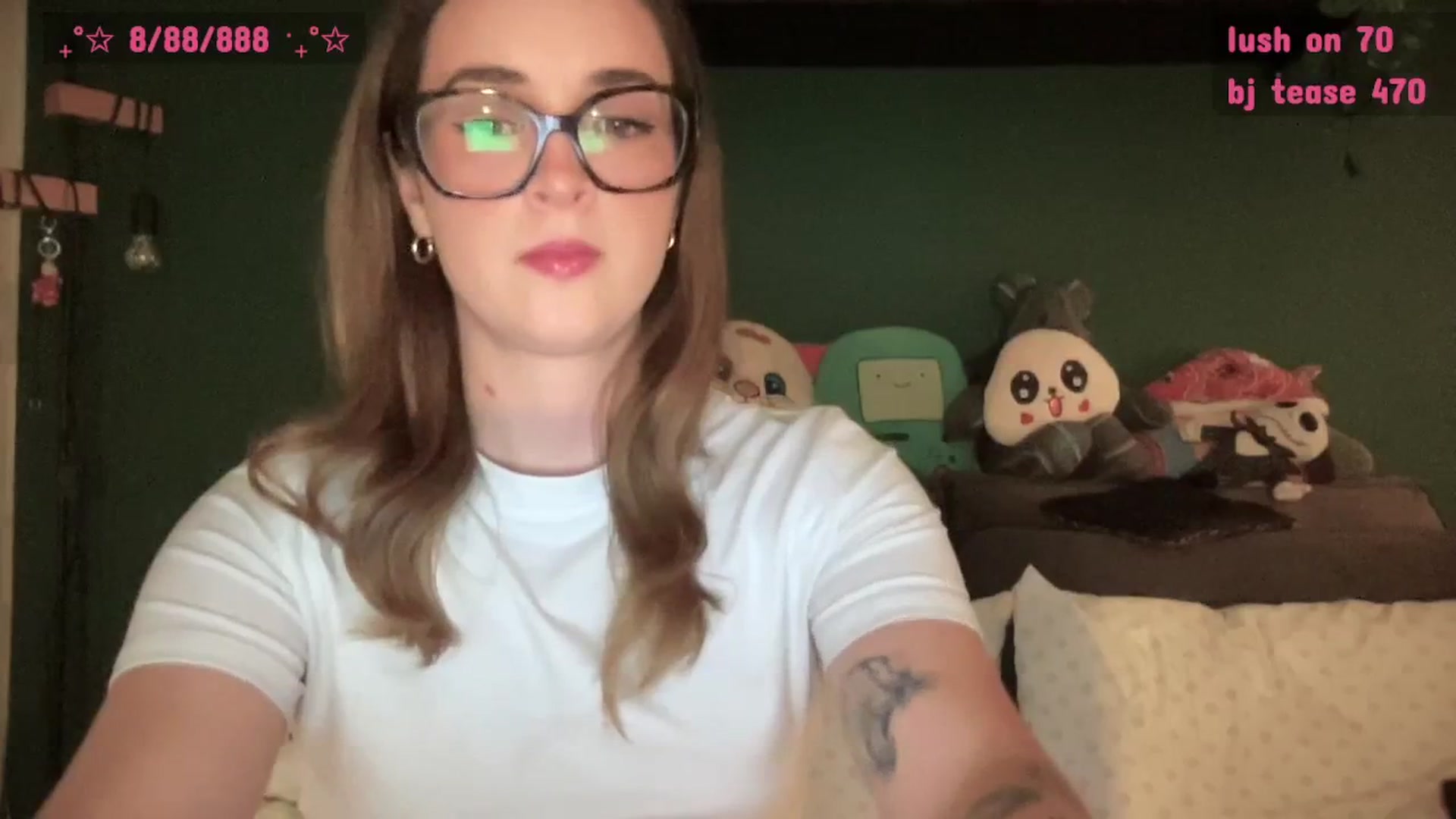 Gallery image thumbnail from CordeliaNova's myfreecams stream on, 08/08/2025, 01:09 image 12 of 20