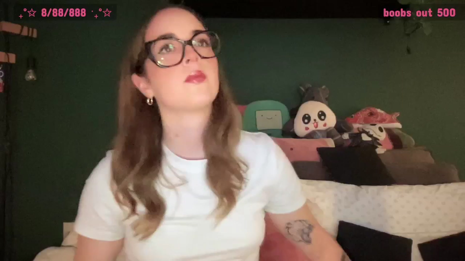 Gallery image thumbnail from CordeliaNova's myfreecams stream on, 08/08/2025, 01:09 image 1 of 20