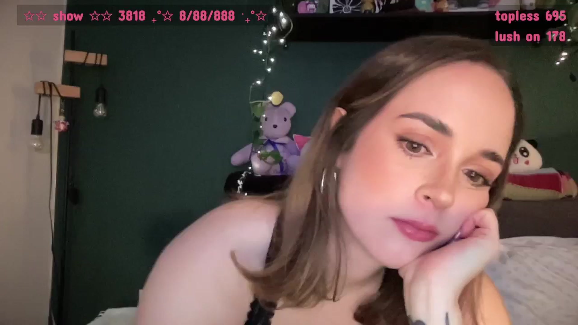Gallery image thumbnail from CordeliaNova's myfreecams stream on, 08/23/2025, 24:59 image 8 of 20
