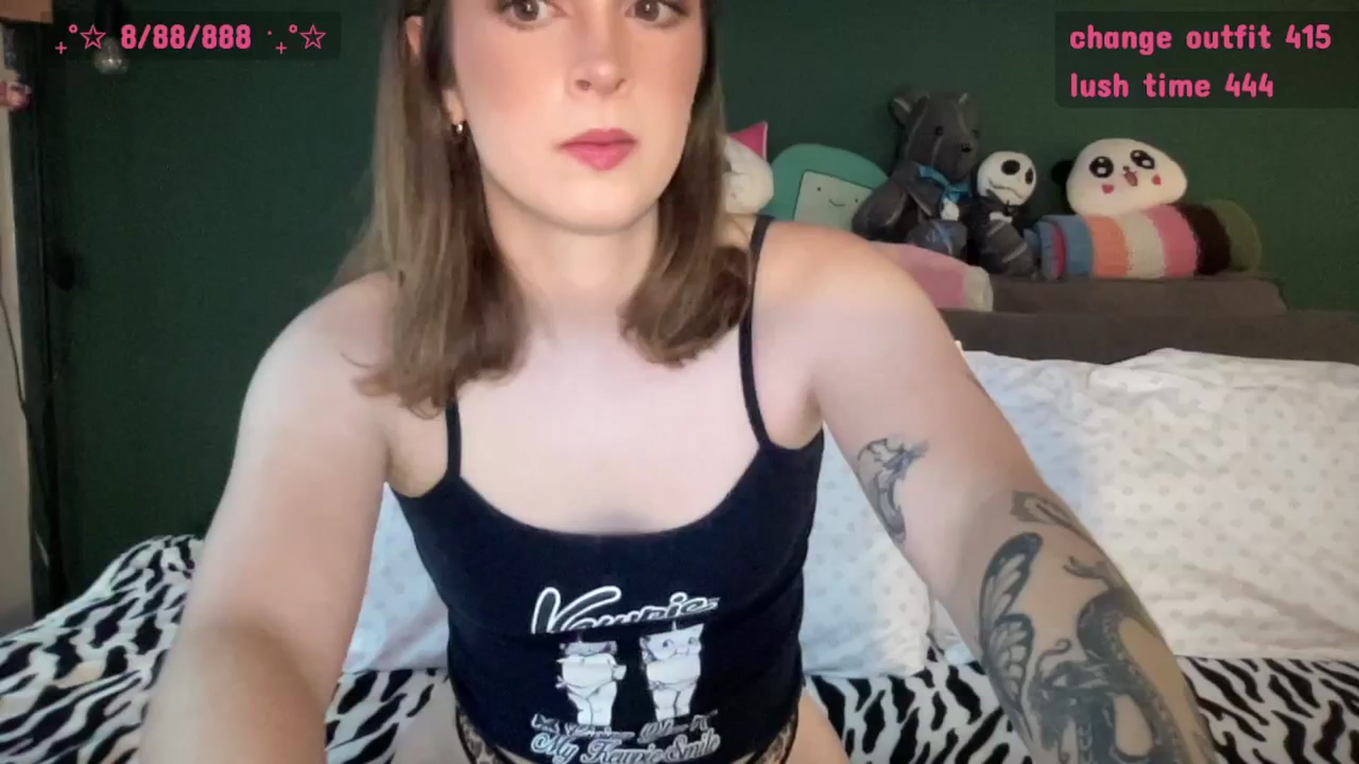 Gallery image thumbnail from CordeliaNova's myfreecams stream on, 08/26/2025, 24:01 image 16 of 20