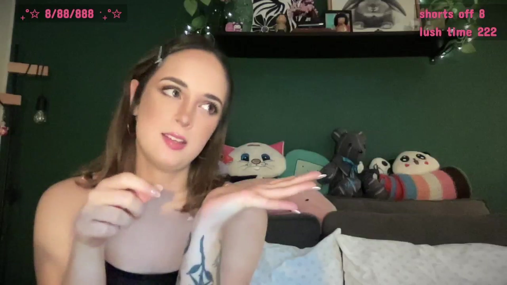 Gallery image thumbnail from CordeliaNova's myfreecams stream on, 08/27/2025, 24:42 image 15 of 20