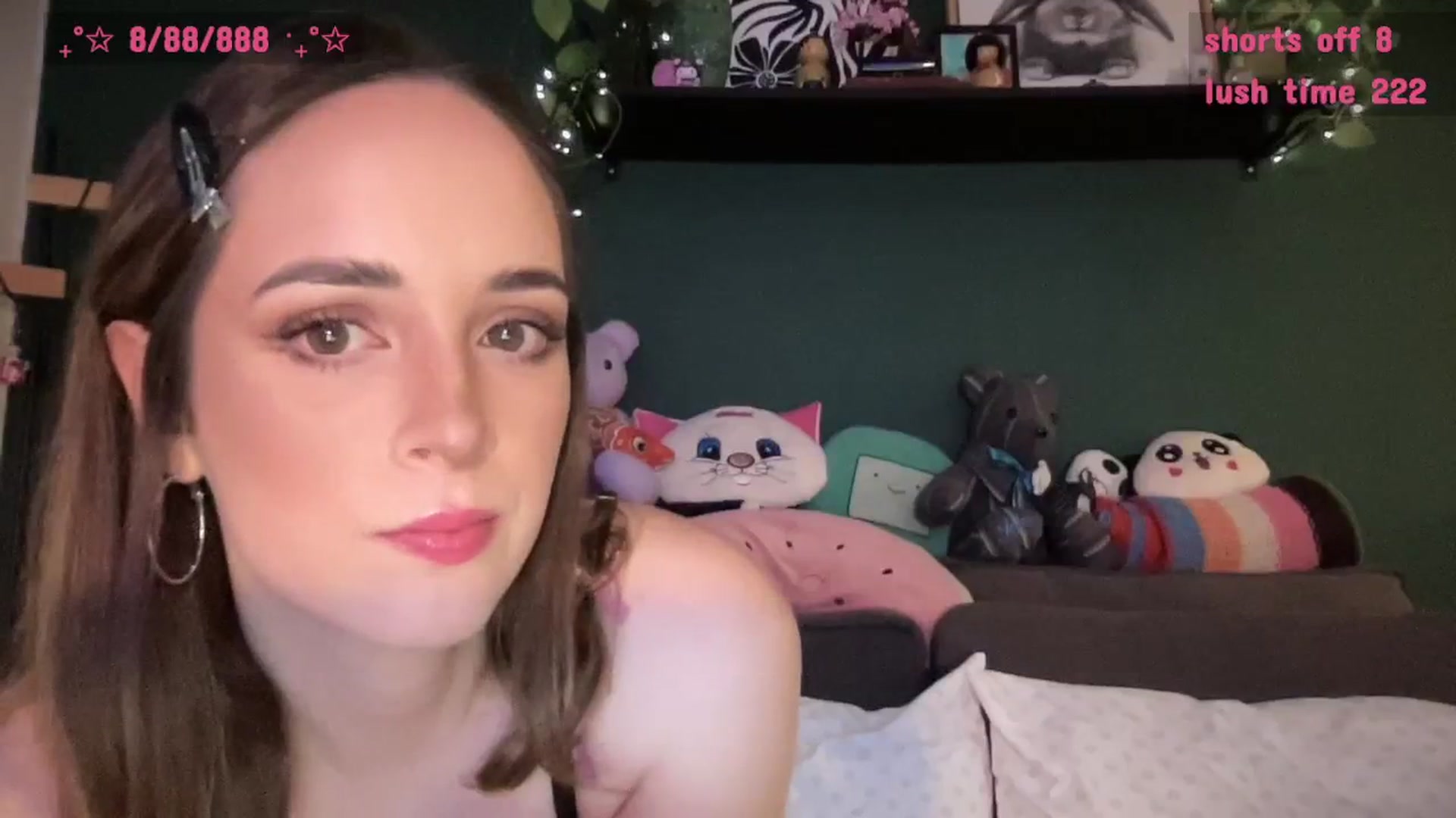 Gallery image thumbnail from CordeliaNova's myfreecams stream on, 08/27/2025, 24:42 image 14 of 20