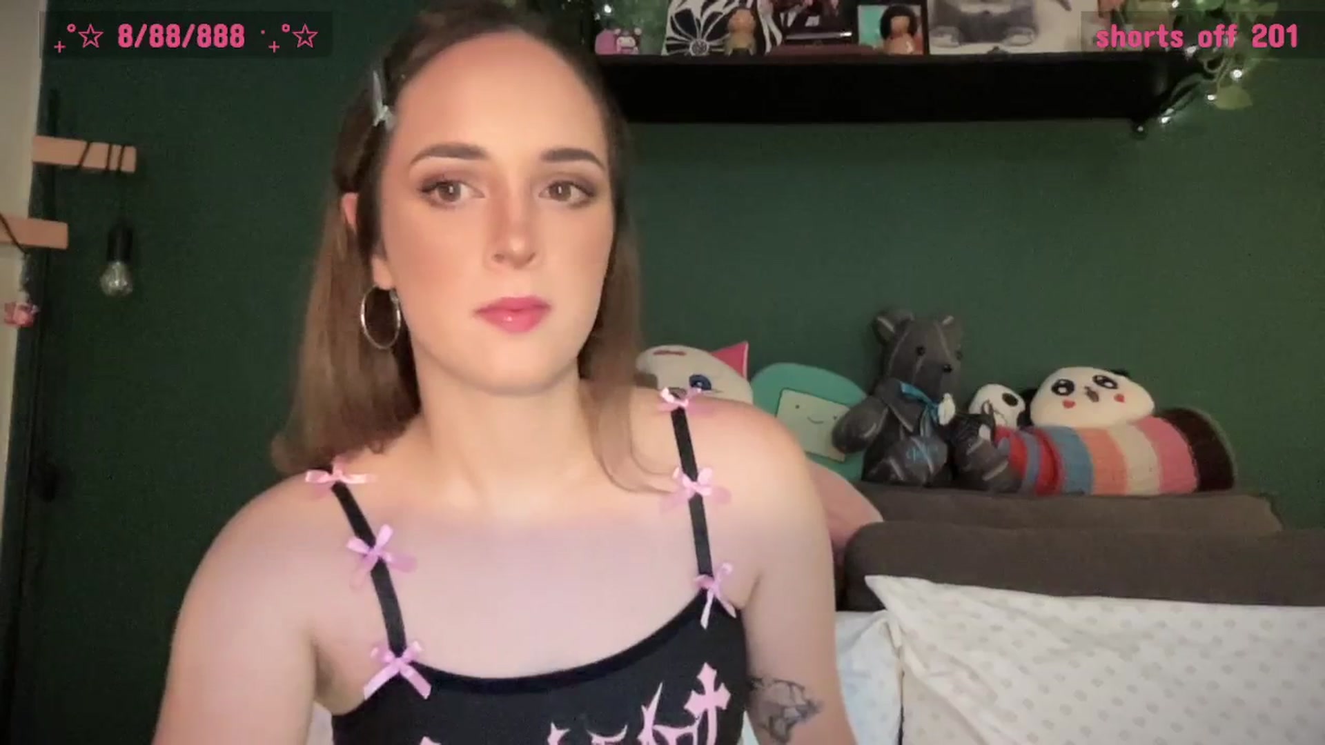 Gallery image thumbnail from CordeliaNova's myfreecams stream on, 08/27/2025, 24:42 image 8 of 20