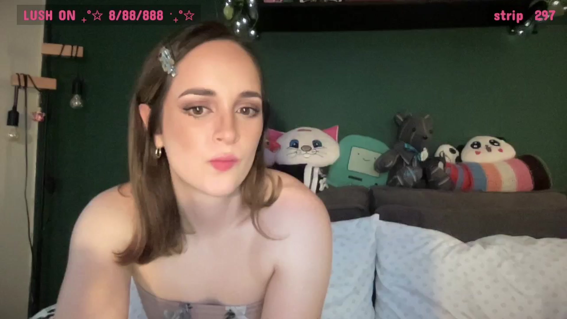 Gallery image thumbnail from CordeliaNova's myfreecams stream on, 08/29/2025, 24:08 image 20 of 20
