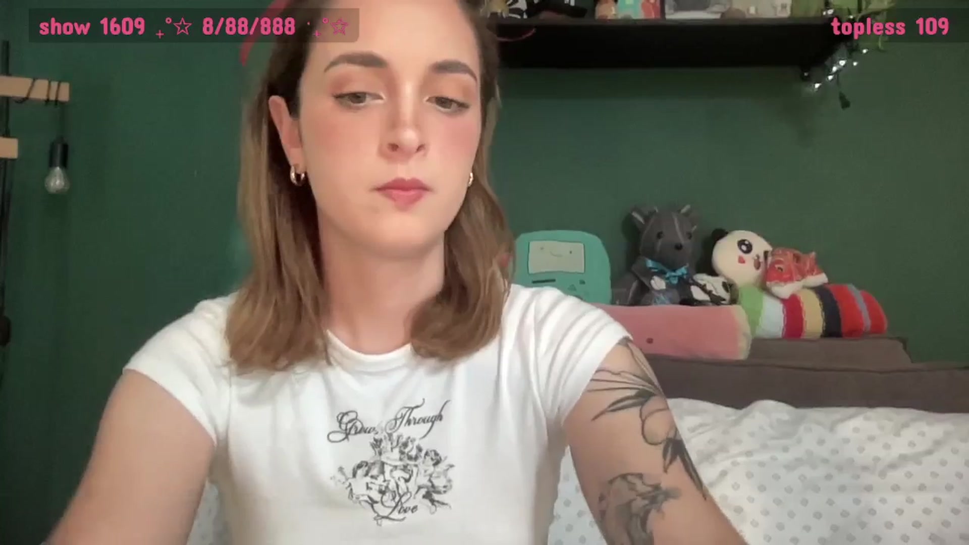 Gallery image thumbnail from CordeliaNova's myfreecams stream on, 09/19/2025, 23:14 image 7 of 20