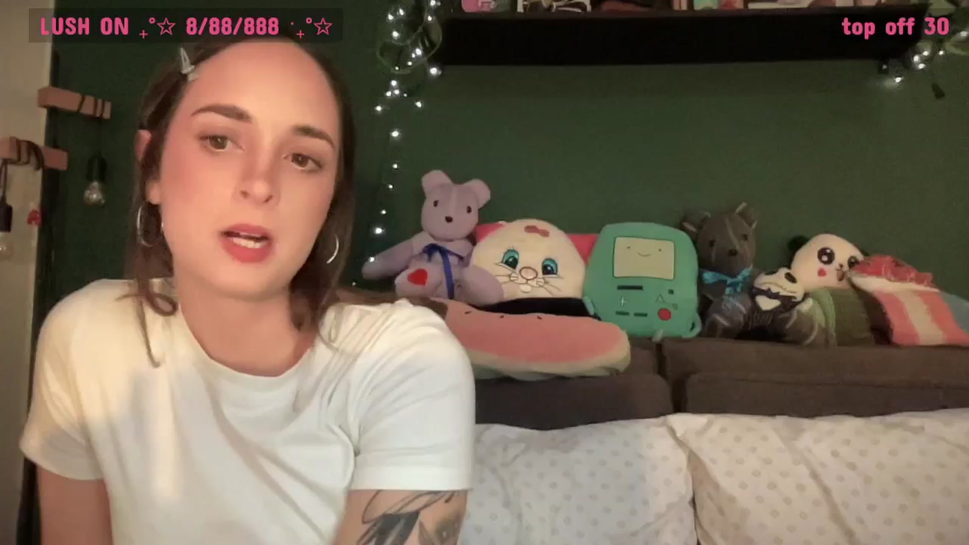 Gallery image thumbnail from CordeliaNova's myfreecams stream on, 09/30/2025, 24:07 image 7 of 20