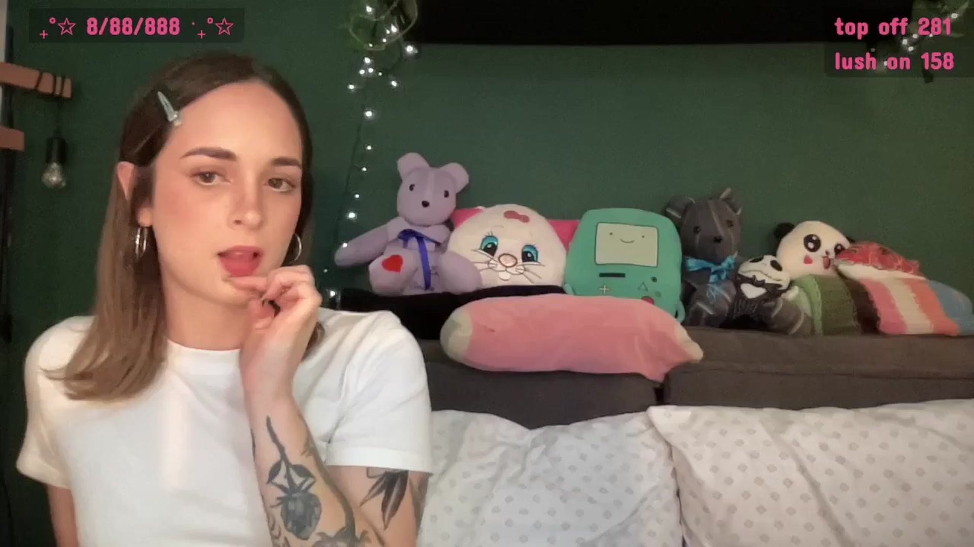 Gallery image thumbnail from CordeliaNova's myfreecams stream on, 09/30/2025, 24:07 image 2 of 20