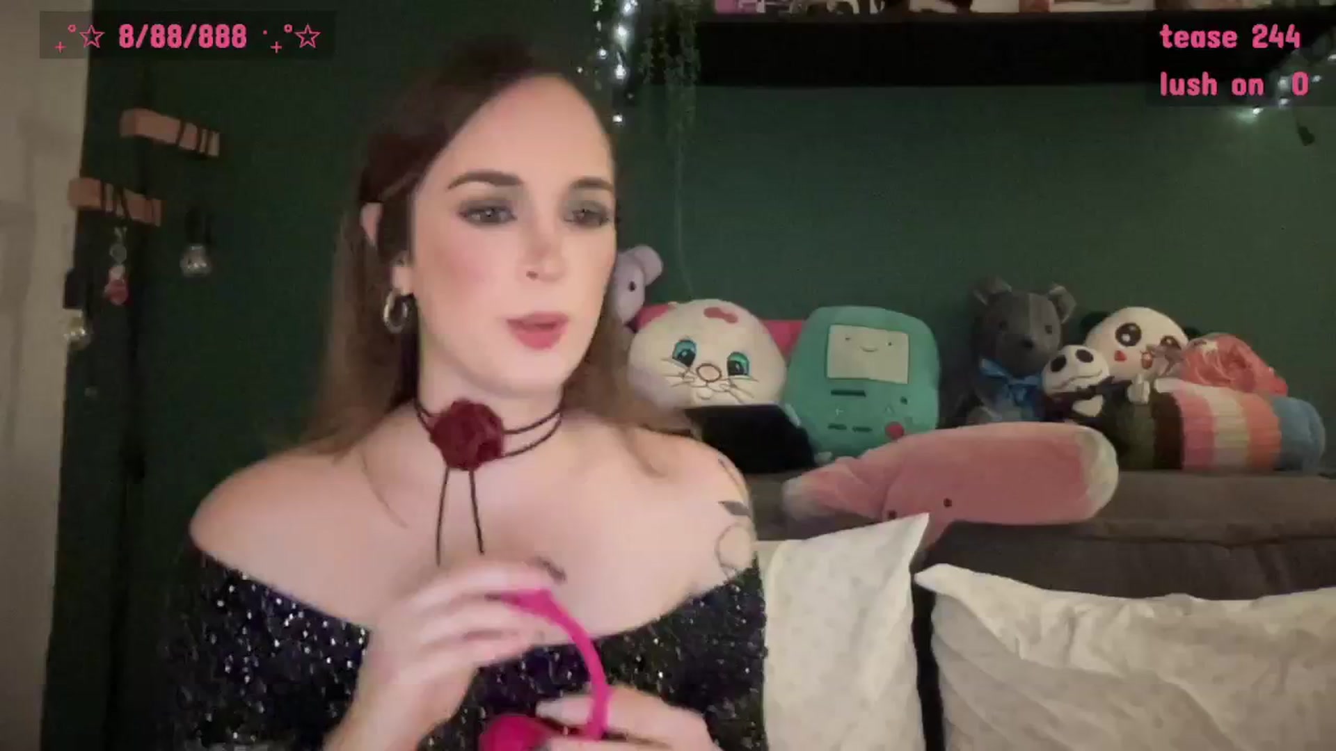 Gallery image thumbnail from CordeliaNova's myfreecams stream on, 10/09/2025, 24:19 image 19 of 20