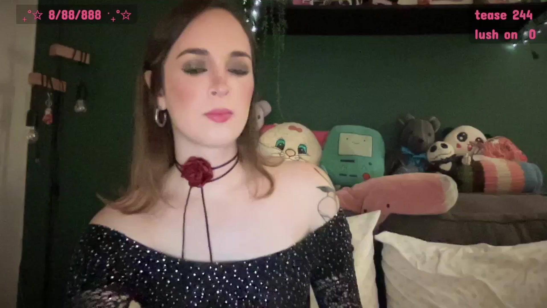 Gallery image thumbnail from CordeliaNova's myfreecams stream on, 10/09/2025, 24:19 image 20 of 20