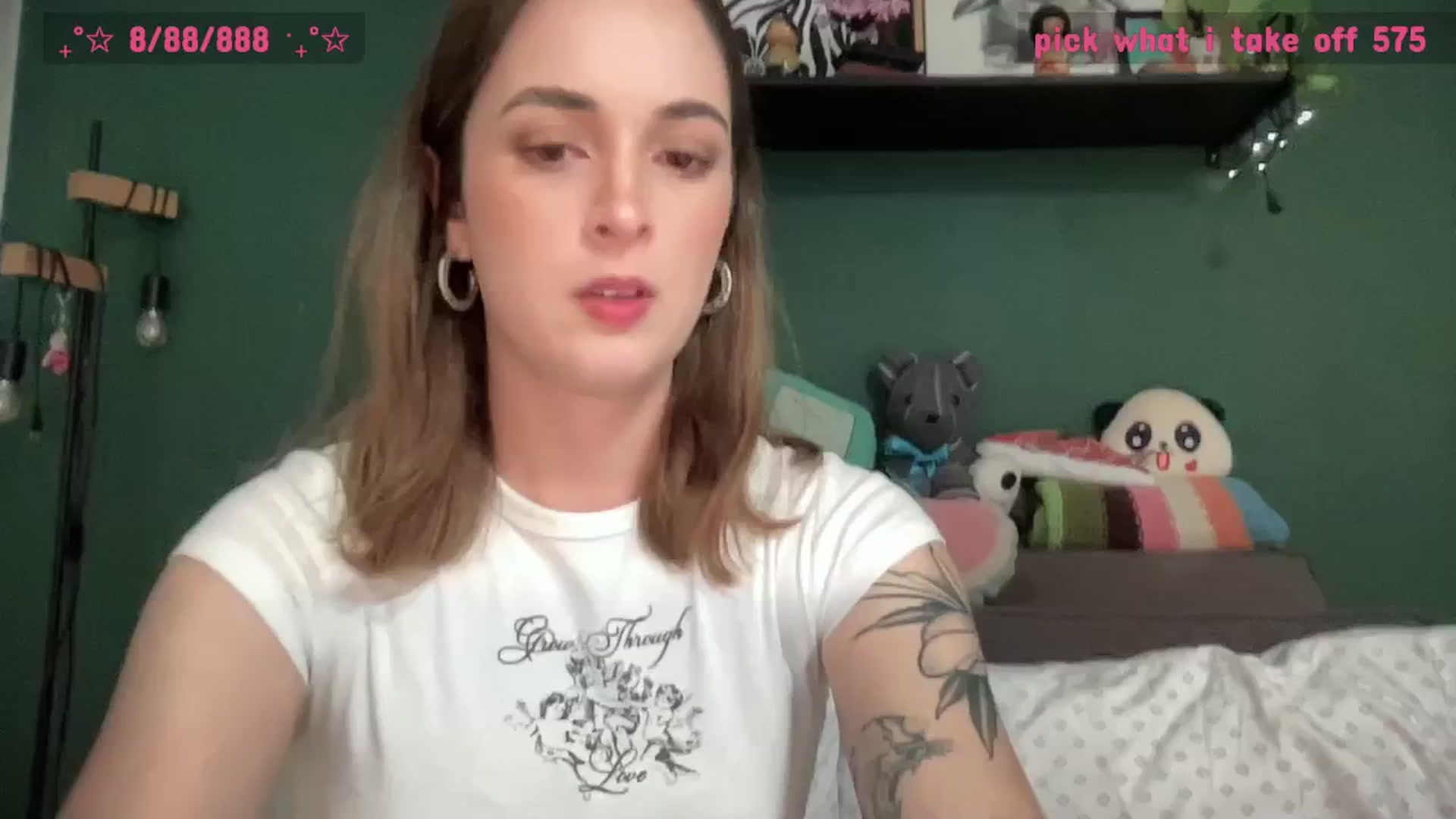 Gallery image thumbnail from CordeliaNova's myfreecams stream on, 10/16/2025, 22:10 image 5 of 20