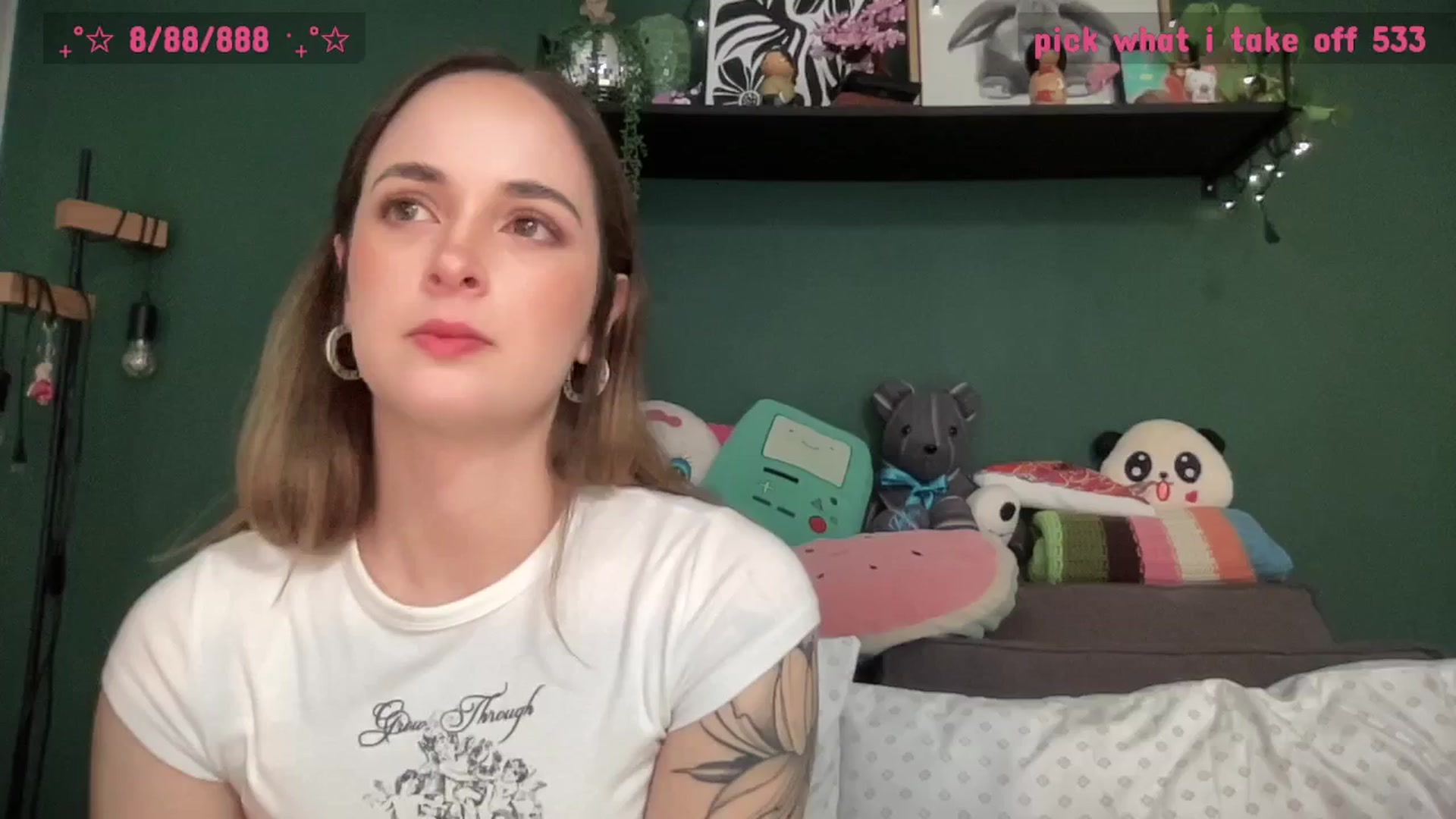 Gallery image thumbnail from CordeliaNova's myfreecams stream on, 10/16/2025, 22:10 image 12 of 20