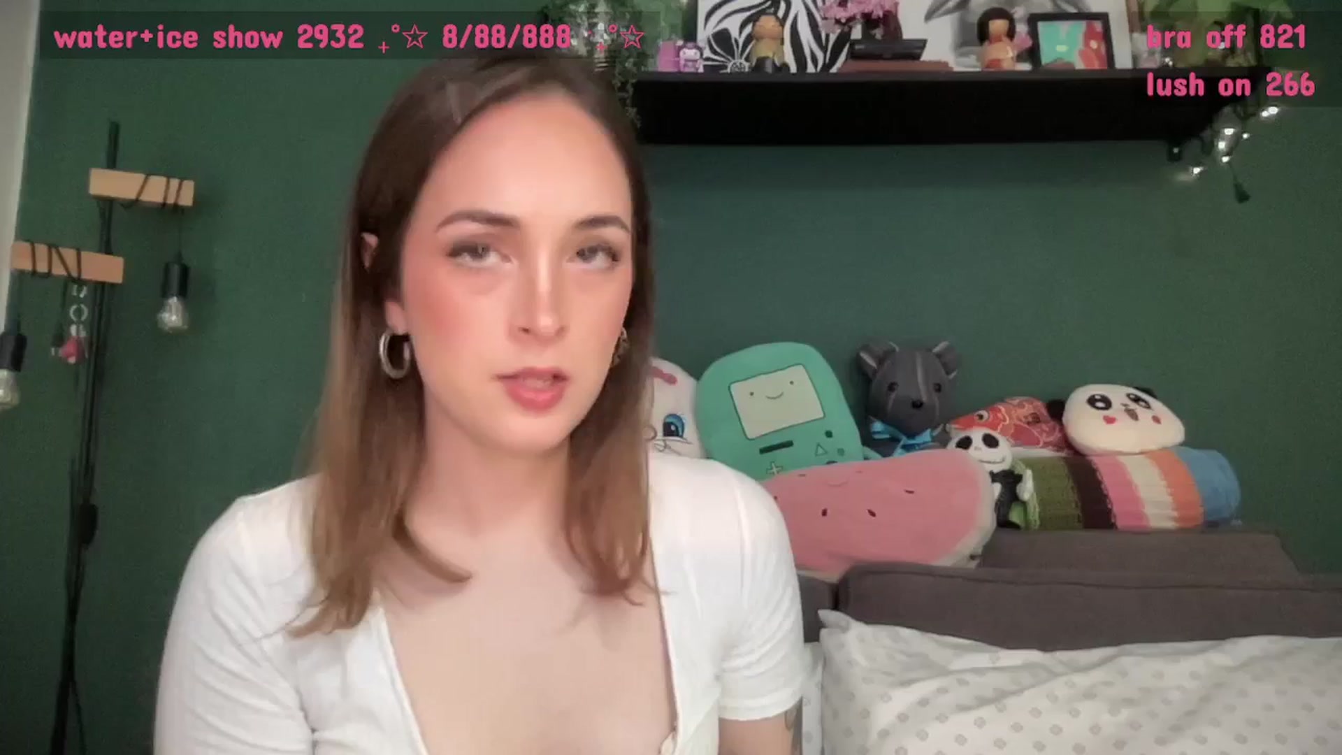 Gallery image thumbnail from CordeliaNova's myfreecams stream on, 10/27/2025, 22:54 image 2 of 20