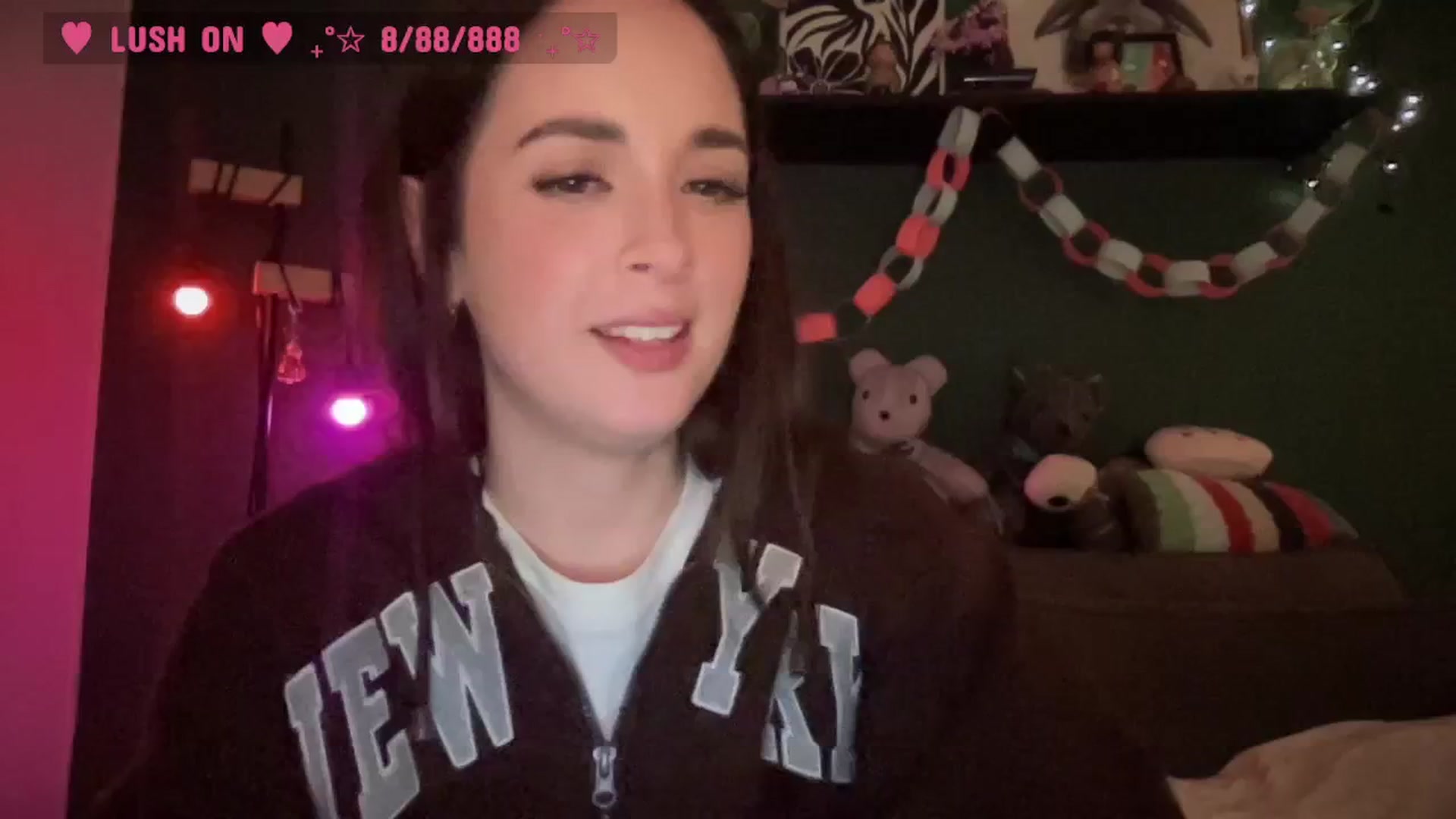 Gallery image thumbnail from CordeliaNova's myfreecams stream on, 02/06/2026, 02:19 image 15 of 20