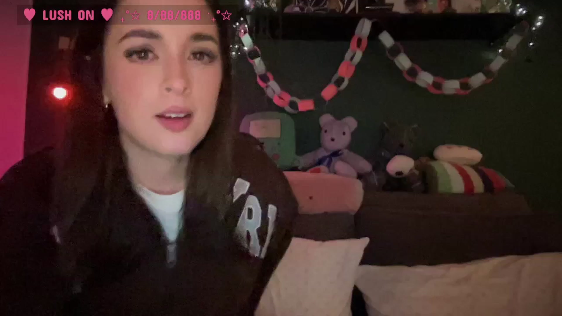 Gallery image thumbnail from CordeliaNova's myfreecams stream on, 02/06/2026, 02:19 image 3 of 20