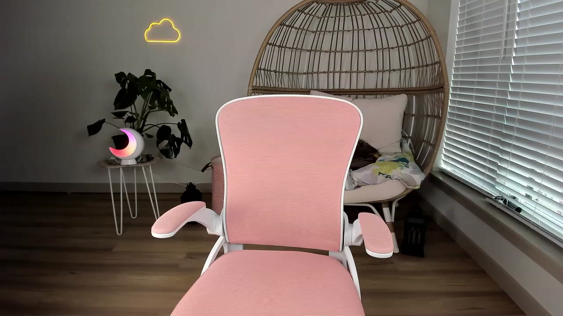 Gallery image thumbnail from Cordy's myfreecams stream on, 11/25/2022, 24:00 image 11 of 20