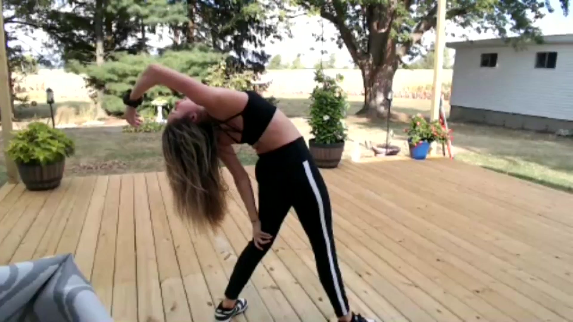 Gallery image thumbnail from Corn_Queen's myfreecams stream on, 09/06/2024, 13:52 image 11 of 20