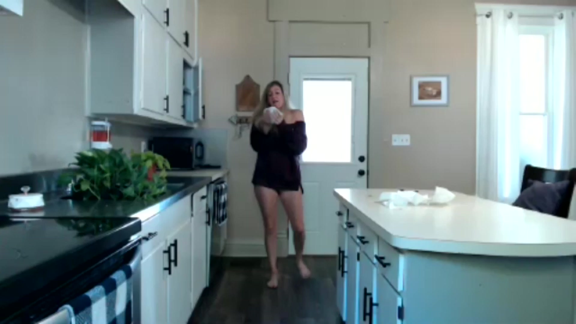 Gallery image thumbnail from Corn_Queen's myfreecams stream on, 09/07/2024, 15:24 image 8 of 20