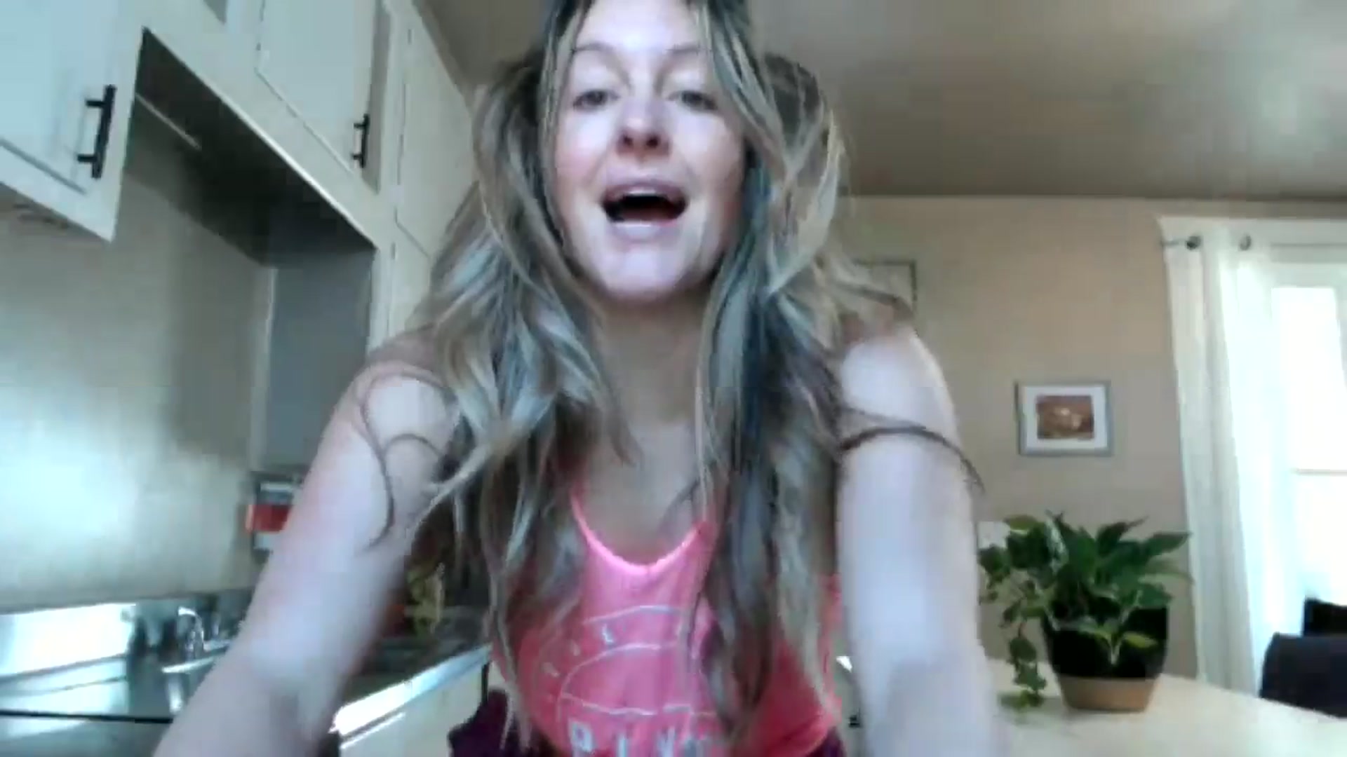 Gallery image thumbnail from Corn_Queen's myfreecams stream on, 09/09/2024, 14:11 image 2 of 20
