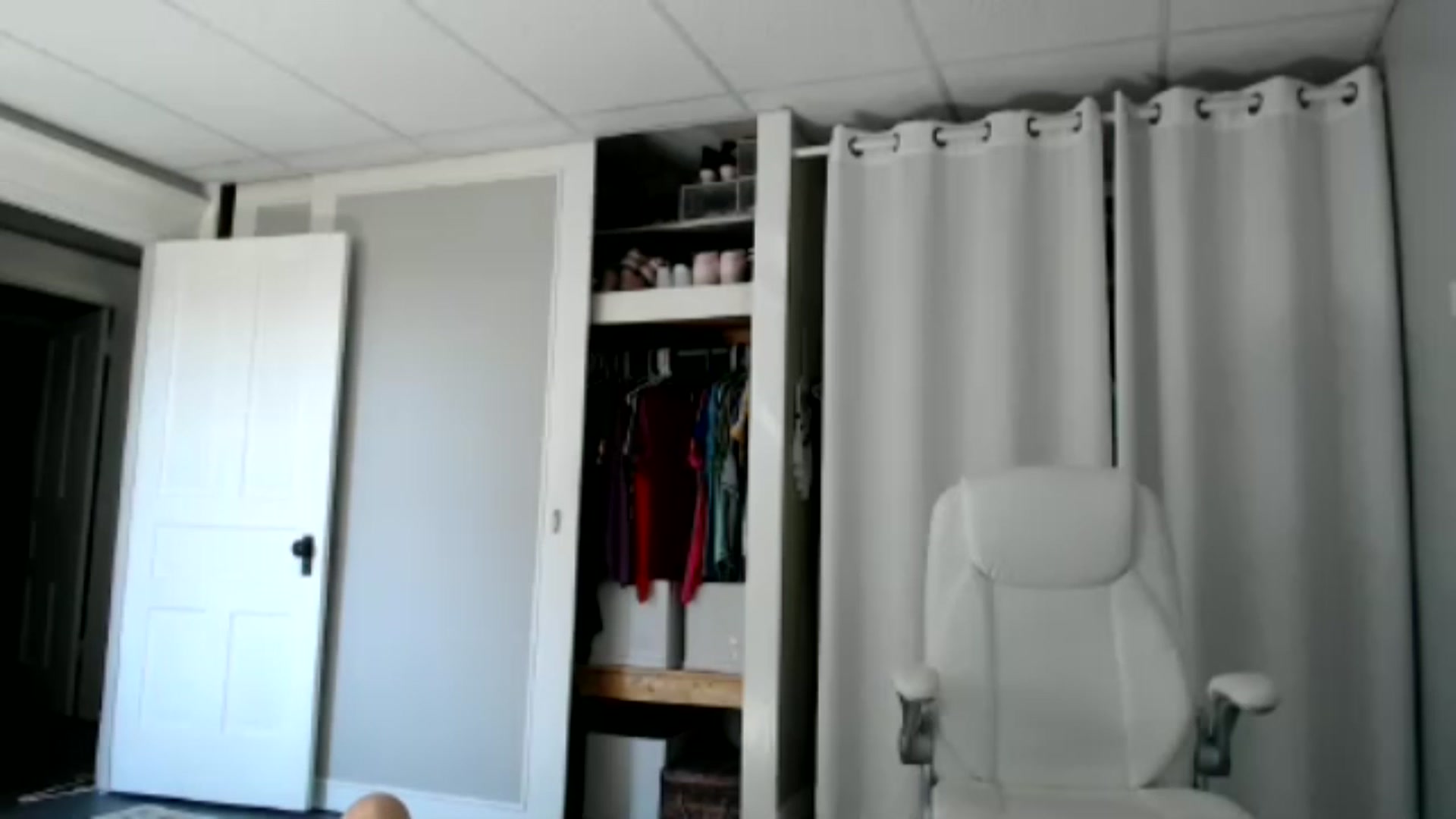 Gallery image thumbnail from Corn_Queen's myfreecams stream on, 09/12/2024, 15:20 image 14 of 20
