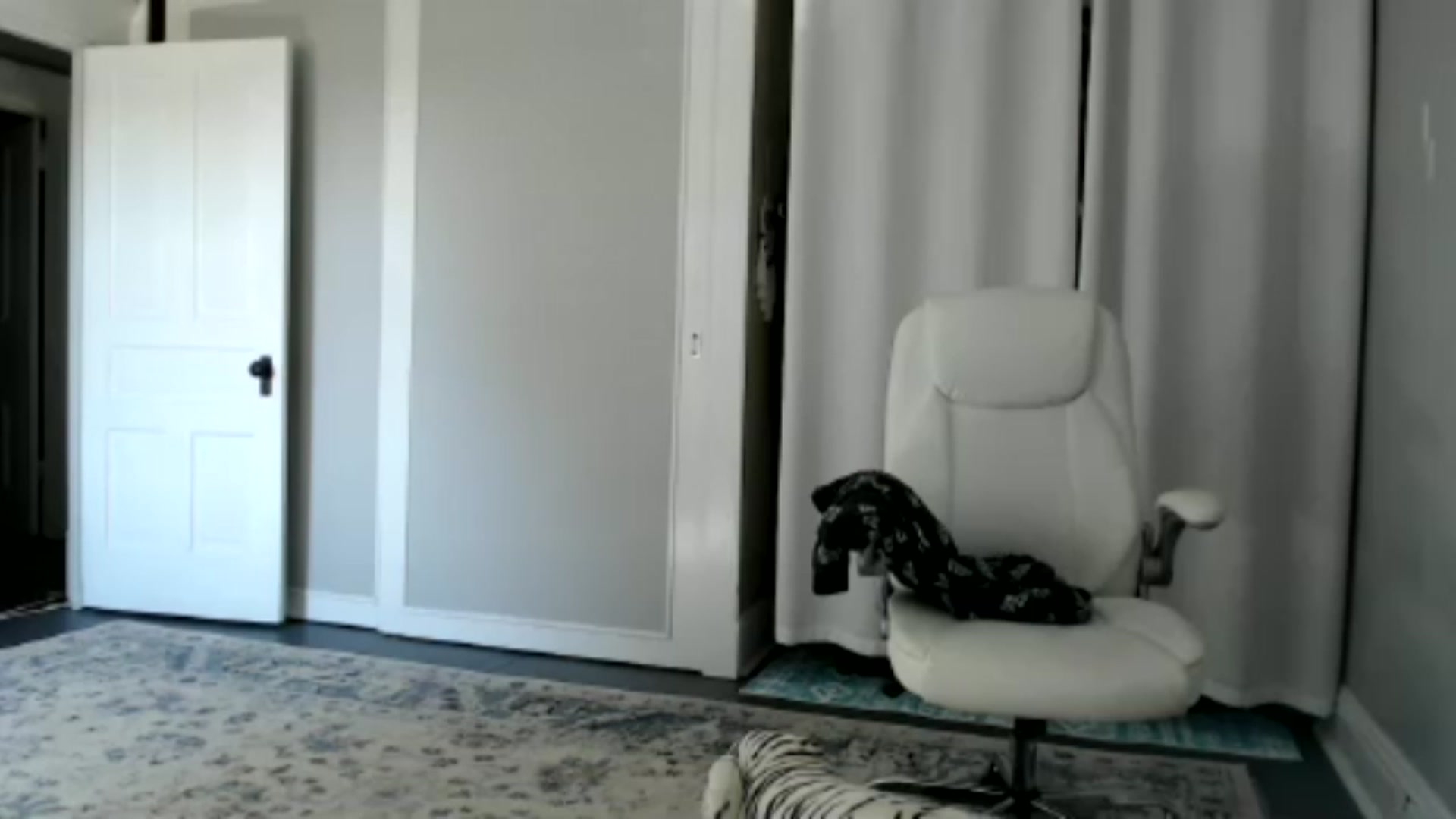 Gallery image thumbnail from Corn_Queen's myfreecams stream on, 09/12/2024, 15:20 image 19 of 20