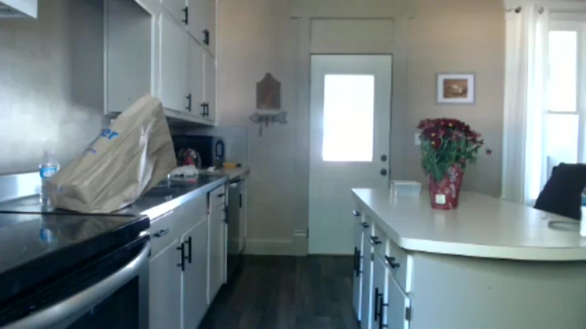 Gallery image thumbnail from Corn_Queen's myfreecams stream on, 09/16/2024, 15:12 image 6 of 20