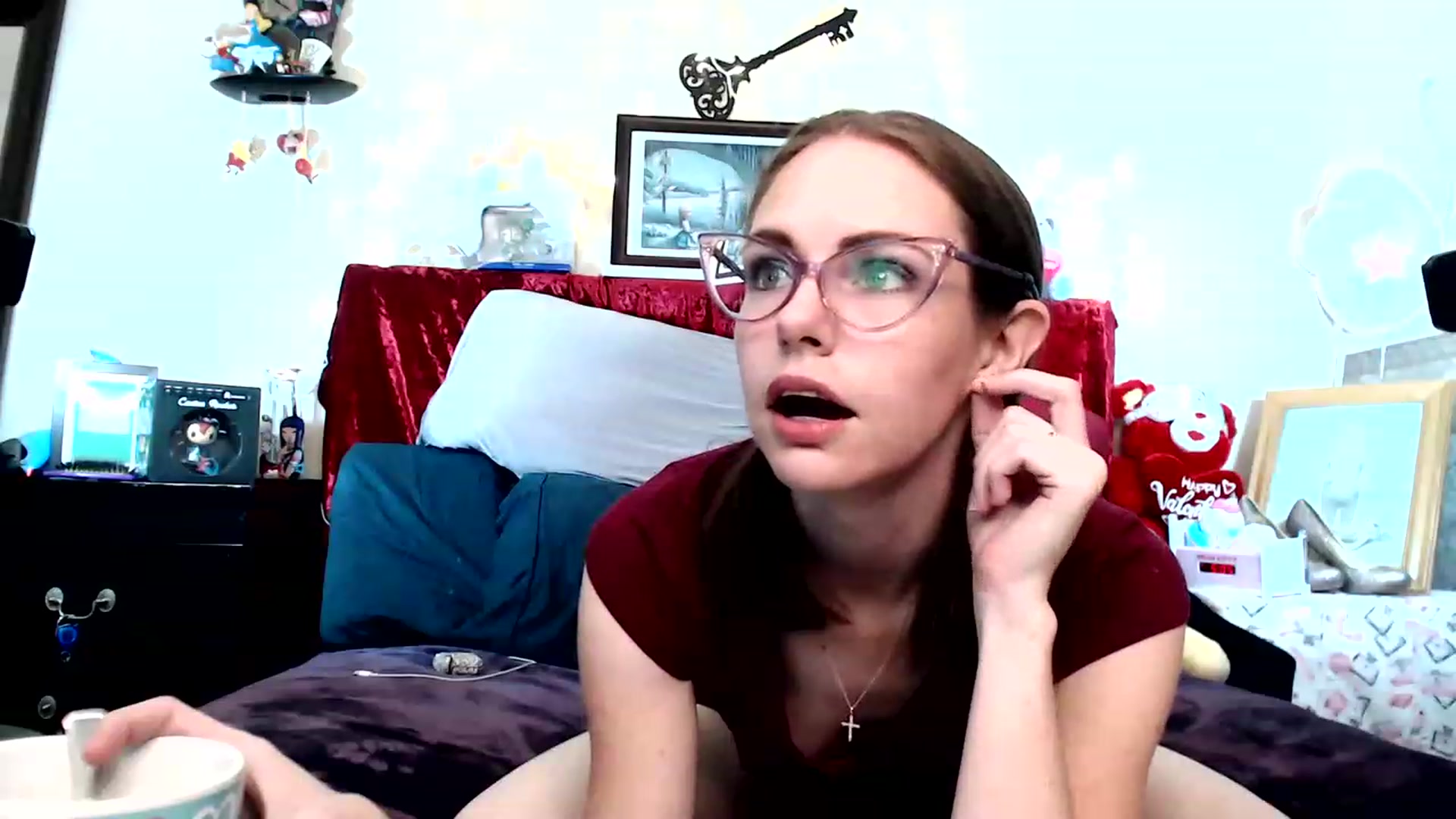 Gallery image thumbnail from CorolineClovr's myfreecams stream on, 05/25/2023, 22:22 image 2 of 20