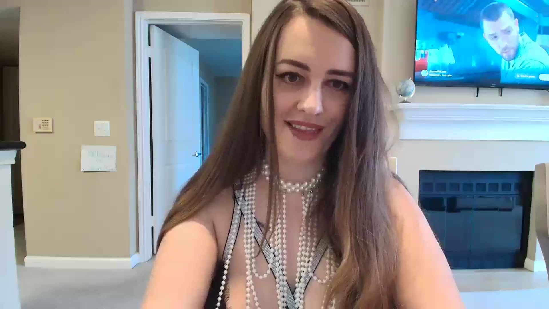 Gallery image thumbnail from CoronaExtra_'s myfreecams stream on, 01/13/2025, 19:02 image 14 of 20