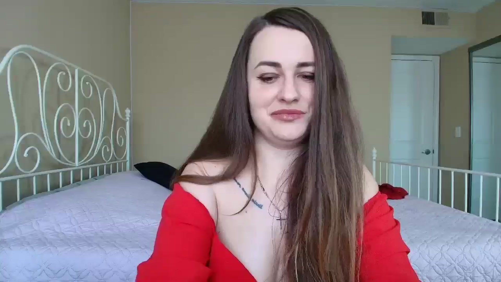 Gallery image thumbnail from CoronaExtra_'s myfreecams stream on, 06/07/2025, 19:40 image 13 of 20