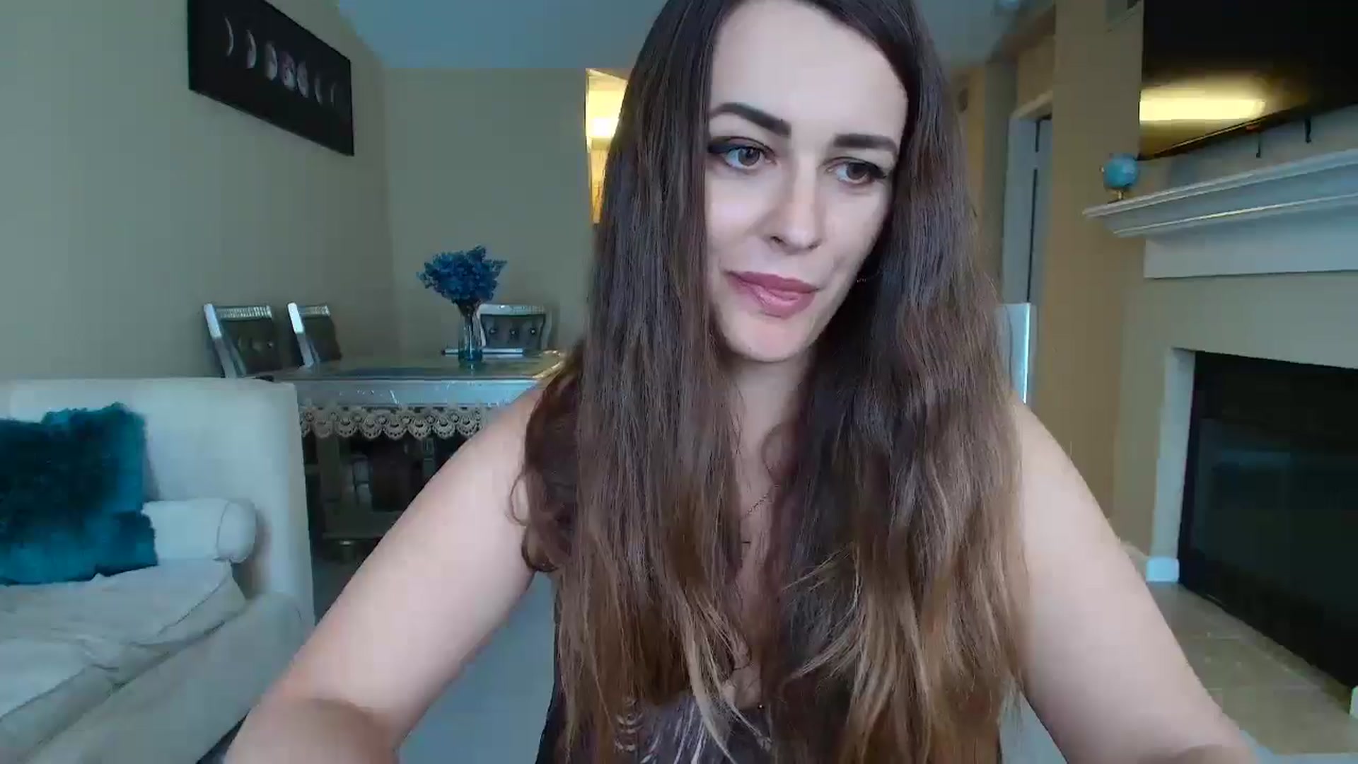 Gallery image thumbnail from CoronaExtra_'s myfreecams stream on, 06/20/2025, 20:52 image 15 of 20