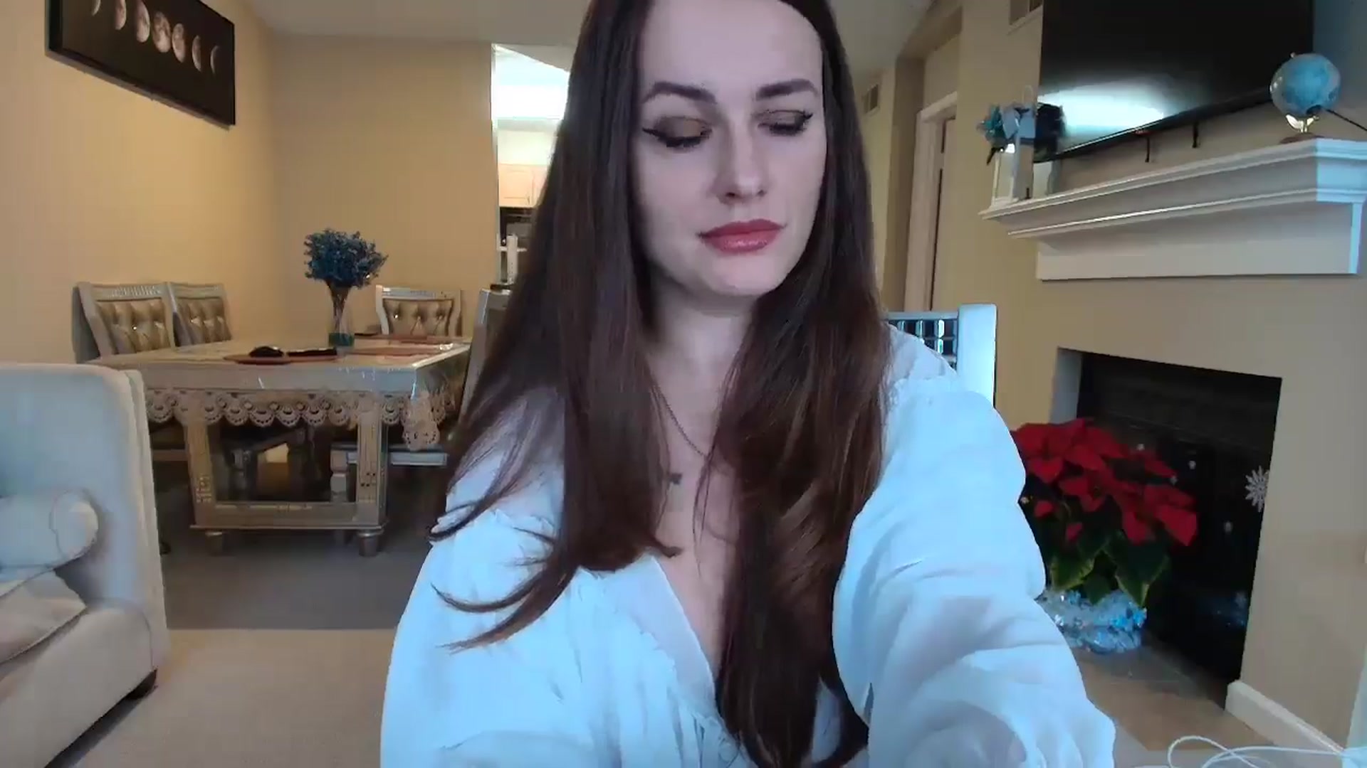 Gallery image thumbnail from CoronaExtra_'s myfreecams stream on, 12/05/2025, 20:36 image 13 of 20