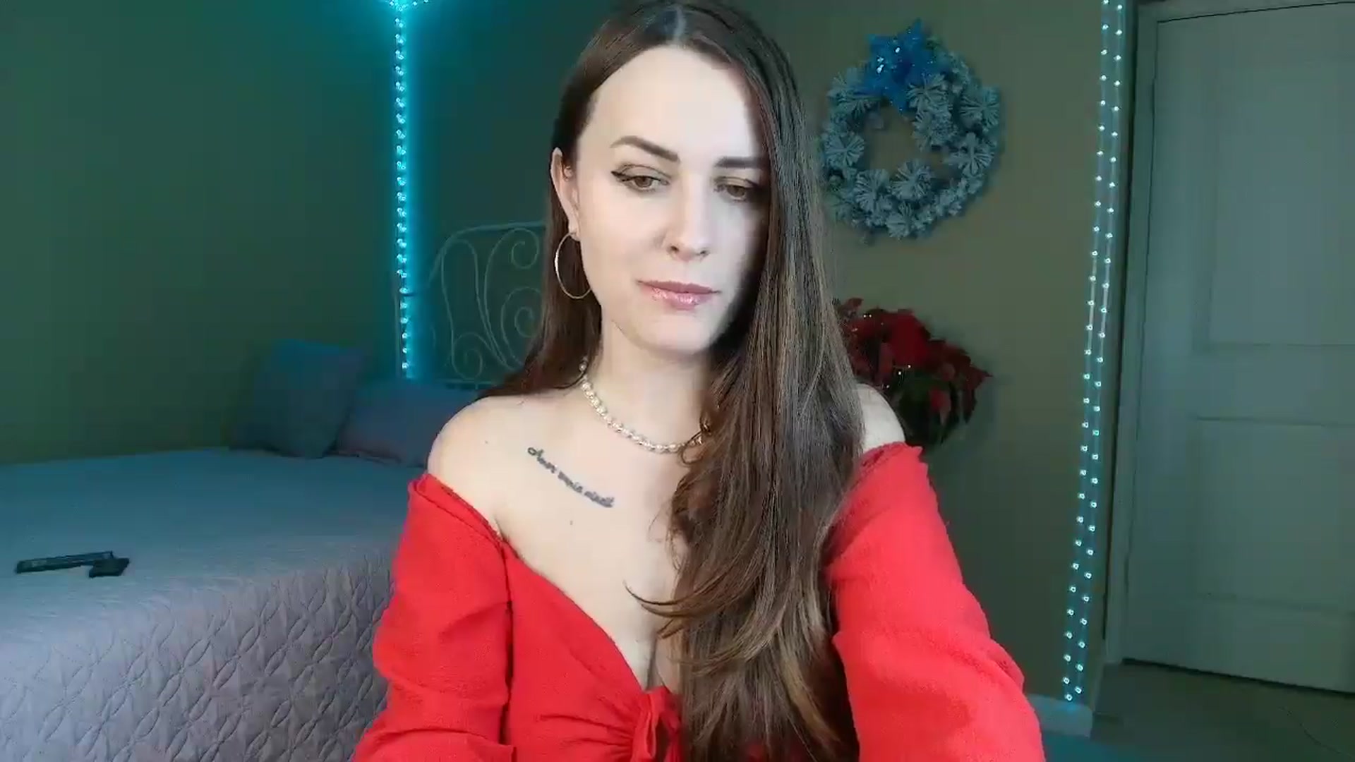 Gallery image thumbnail from CoronaExtra_'s myfreecams stream on, 12/15/2025, 01:56 image 9 of 20