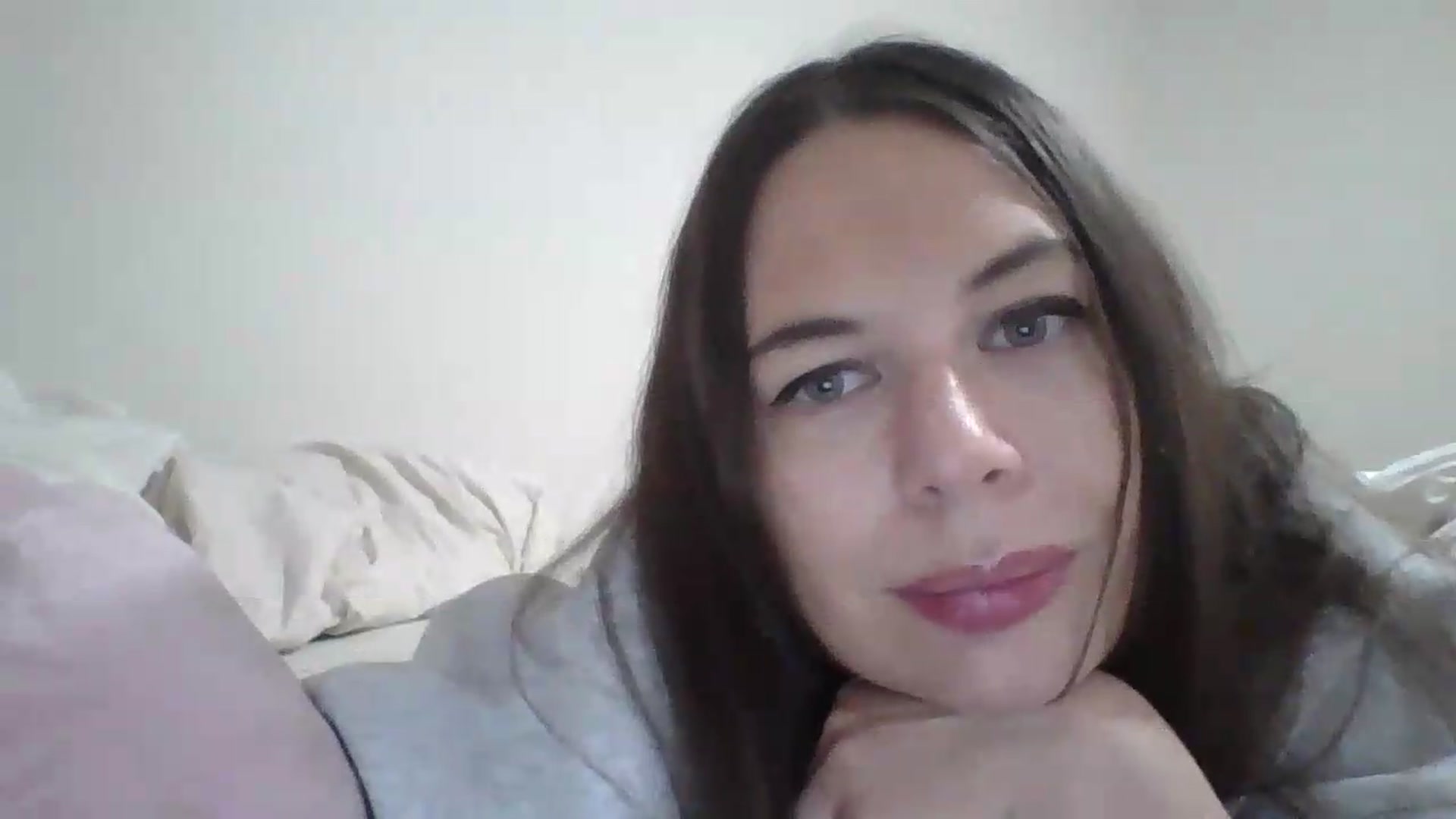 Gallery image thumbnail from CorsaMiles's myfreecams stream on, 05/27/2026, 05:47 image 14 of 20