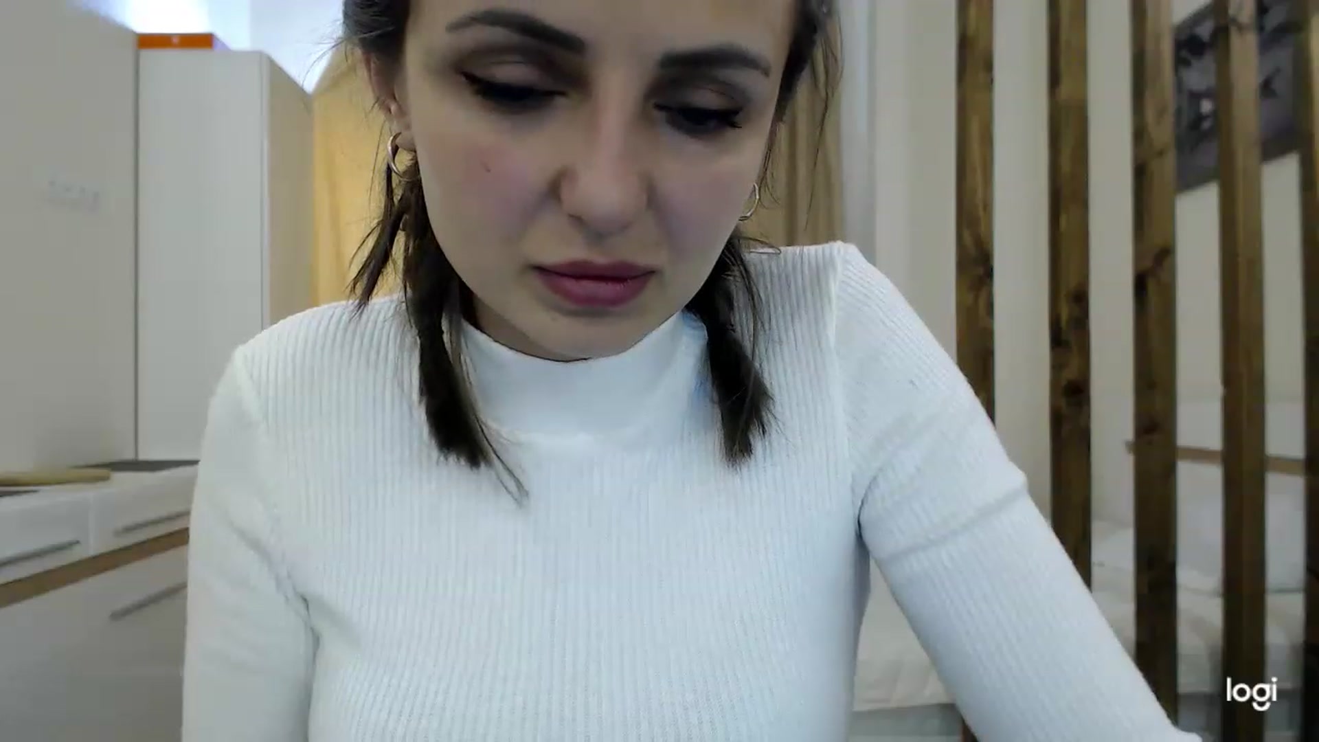 Gallery image thumbnail from CosNia's myfreecams stream on, 02/28/2023, 13:49 image 15 of 20